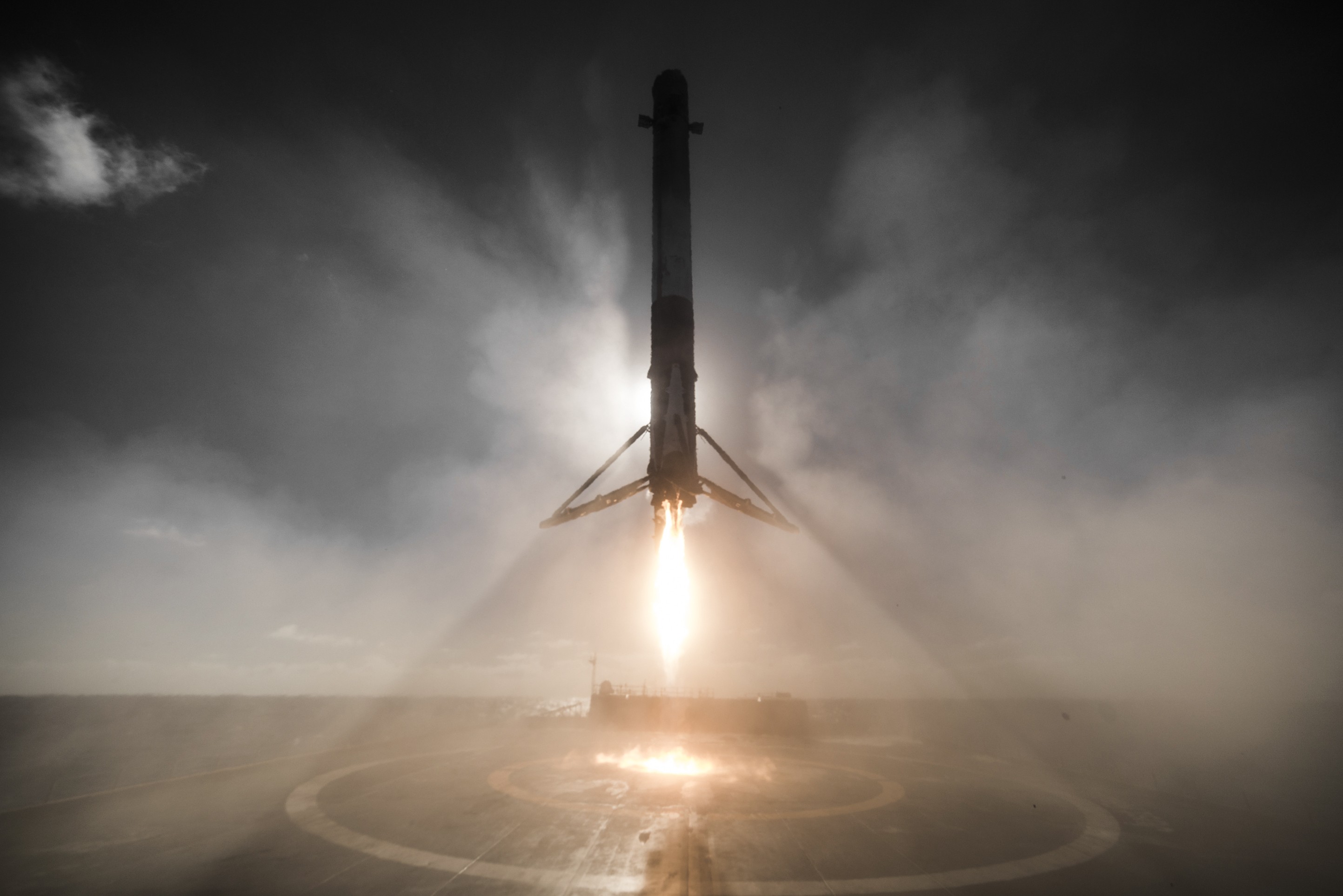 SpaceX Rocket Landing 2887x1925