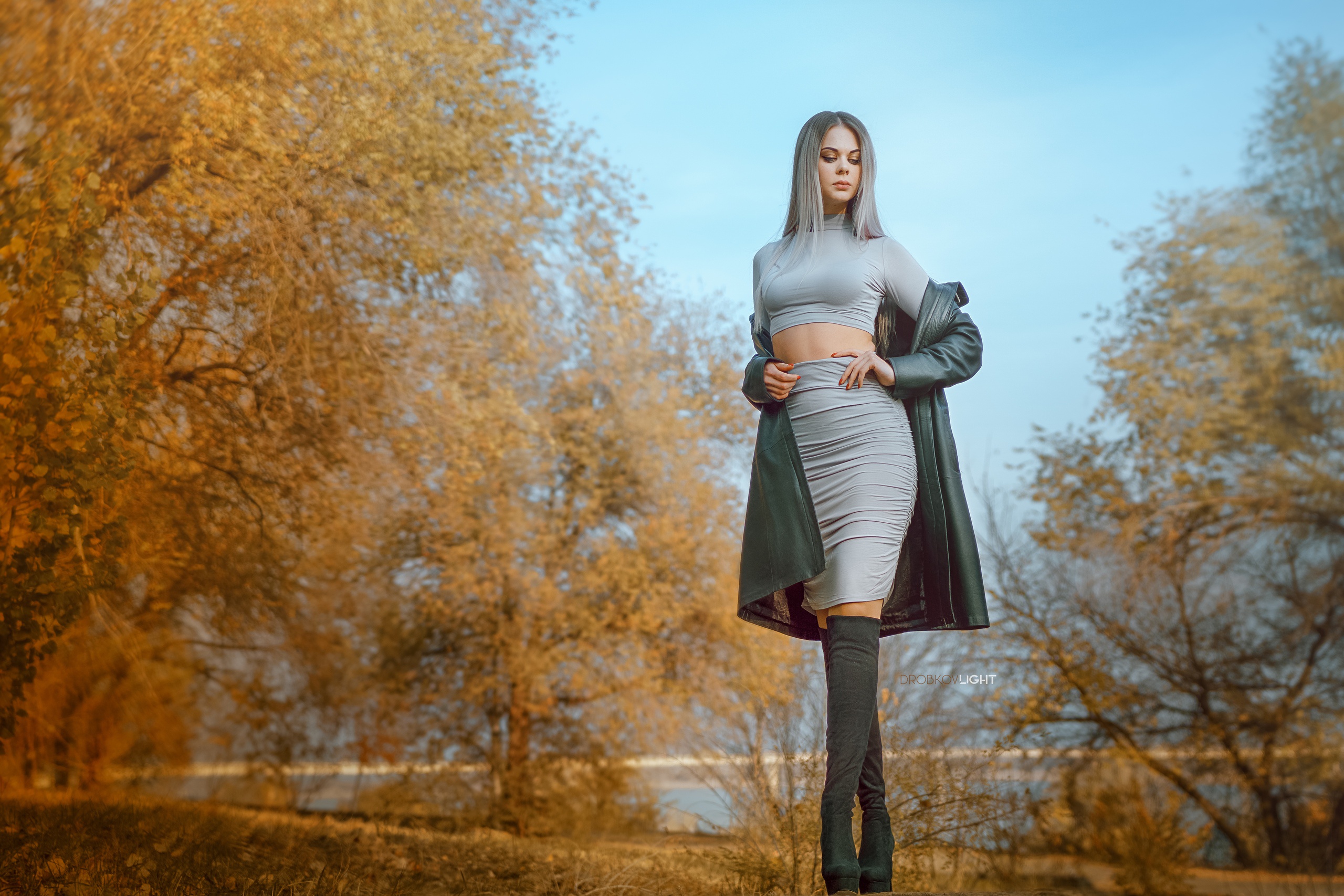 Alexander Drobkov Women Model Fall Grey Hair Women Outdoors Coats Grey Clothing Green Coat High Wais 2560x1707