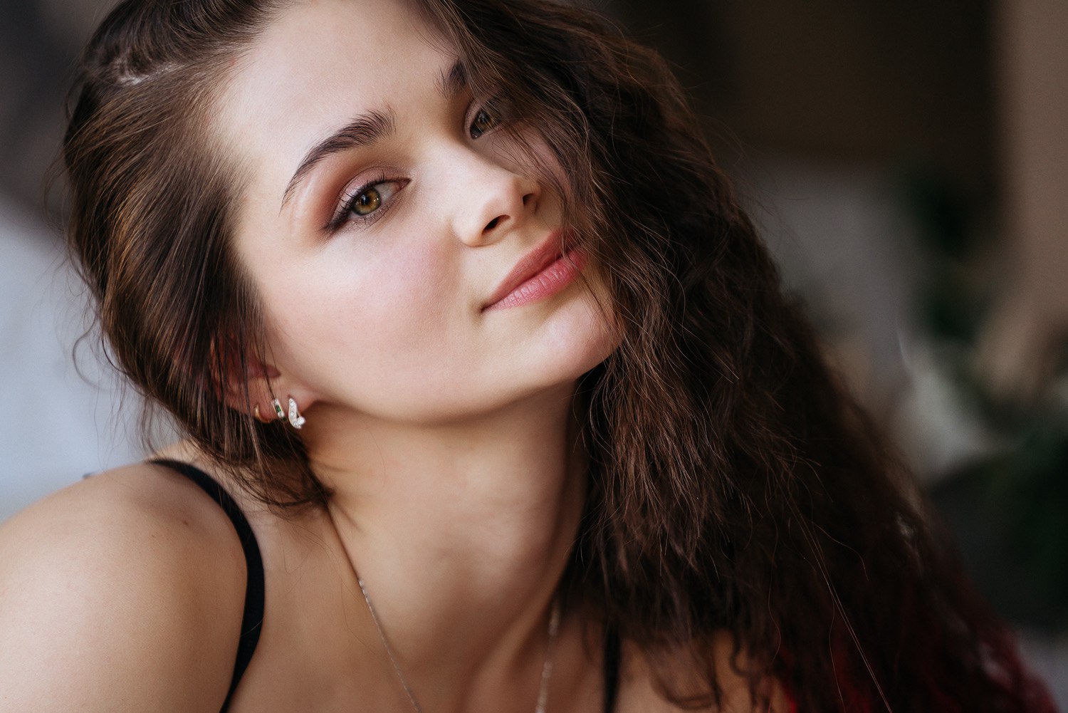 Gene Oryx Portrait Face Women Looking At Viewer Hair In Face Smiling Bokeh Brunette Bare Shoulders 1500x1001