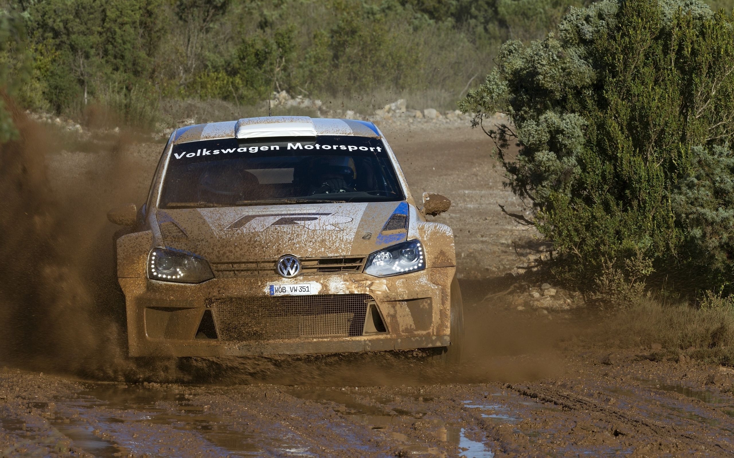 Dirt Car Rally Race Cars Mud Vehicle Racing Volkswagen Volkswagen Polo Frontal View 2560x1596