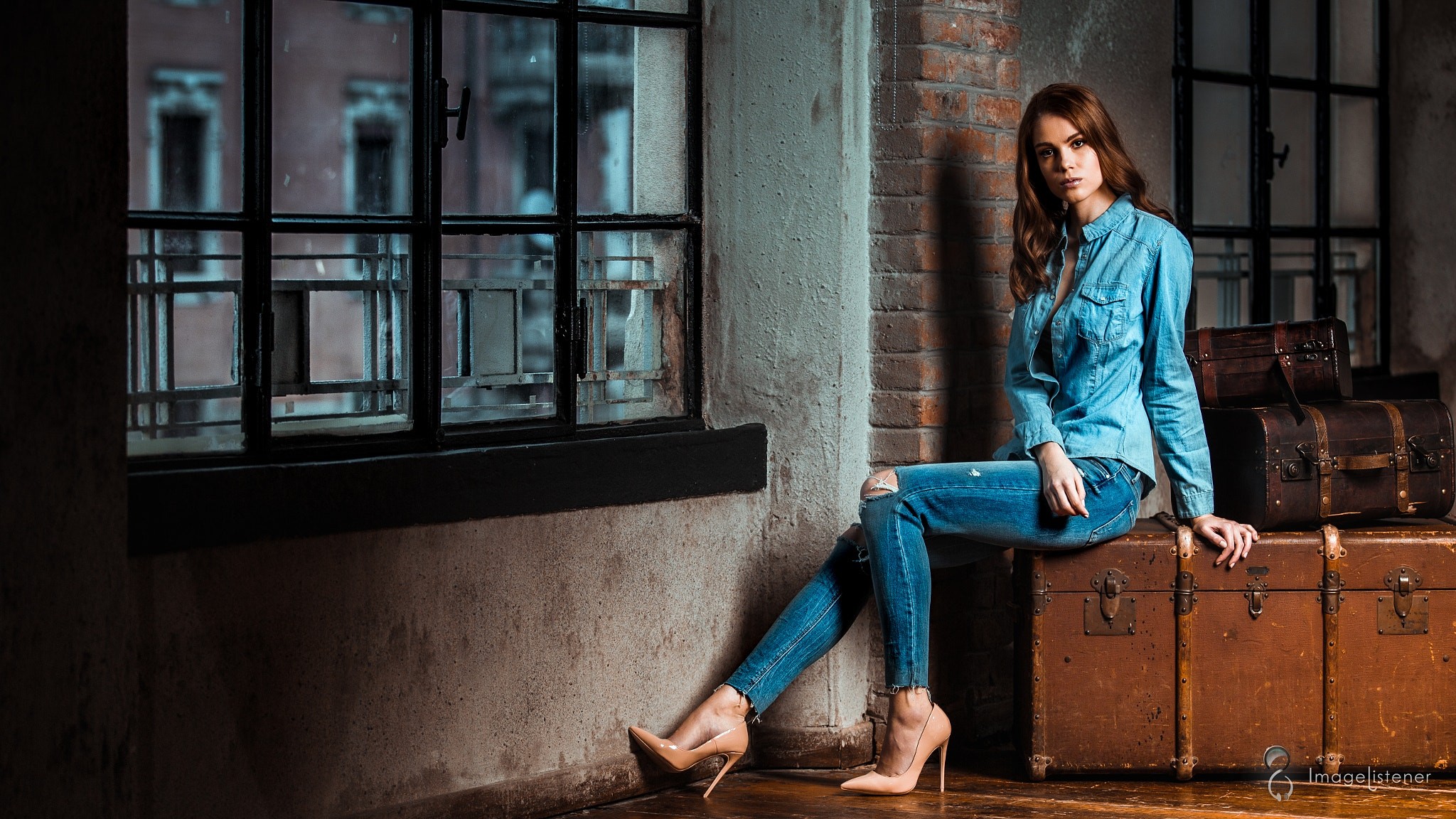 Aneta Kalouskova Paolo Carlo Lunni Women Brunette Model Torn Jeans Jeans Shirt Jeans Sitting Long Ha 2048x1152