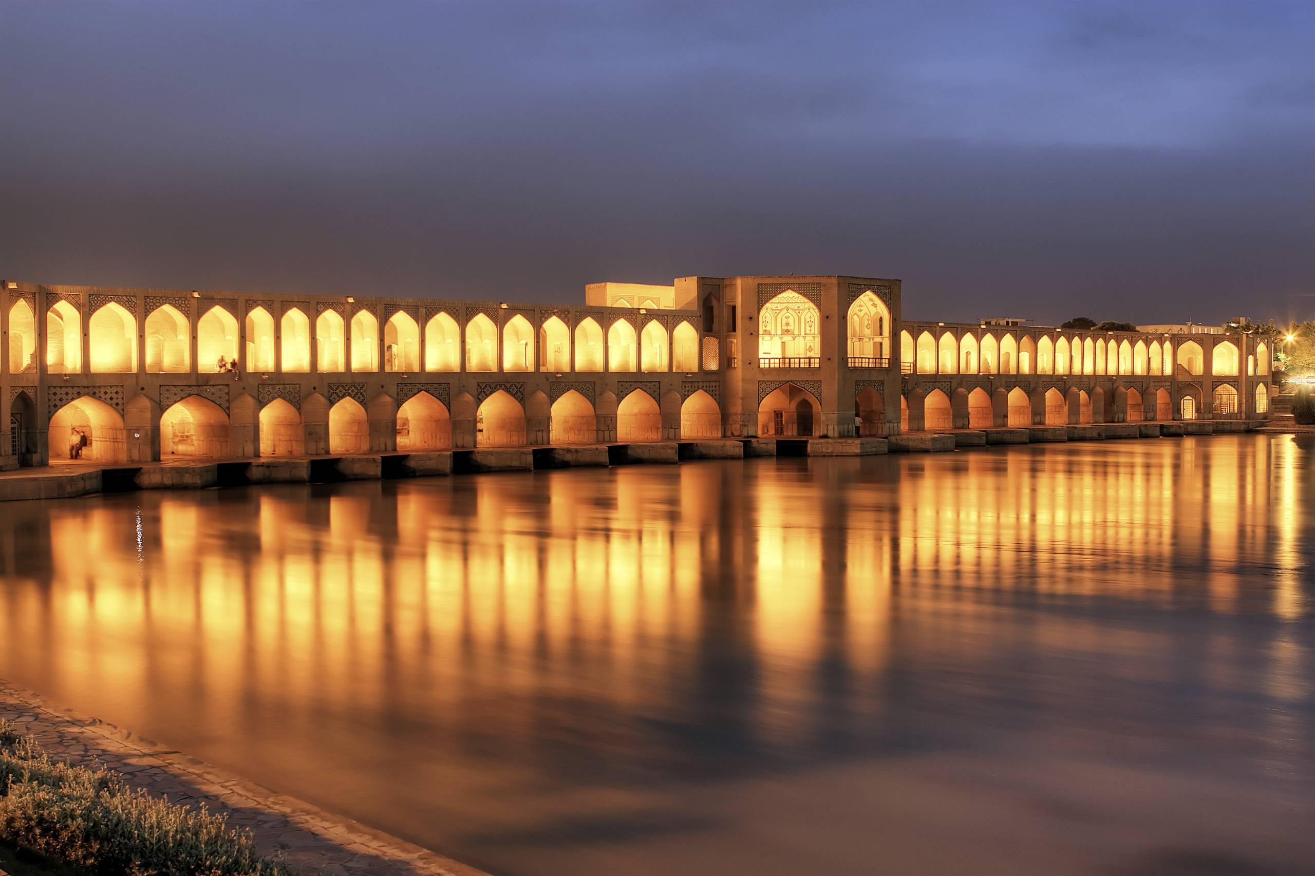 Night Iran Lights River Photography Architecture Islamic Architecture 2560x1706