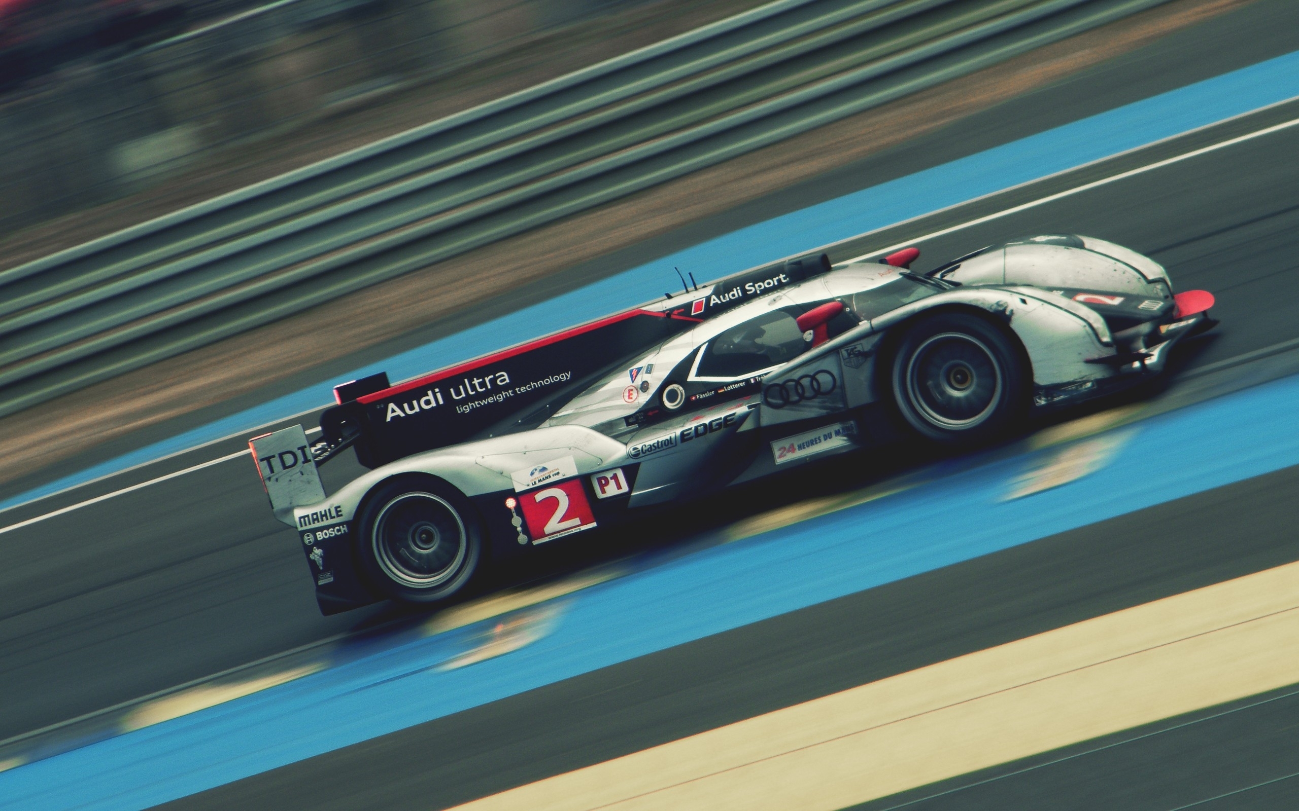 Vehicles Audi R18 2560x1600