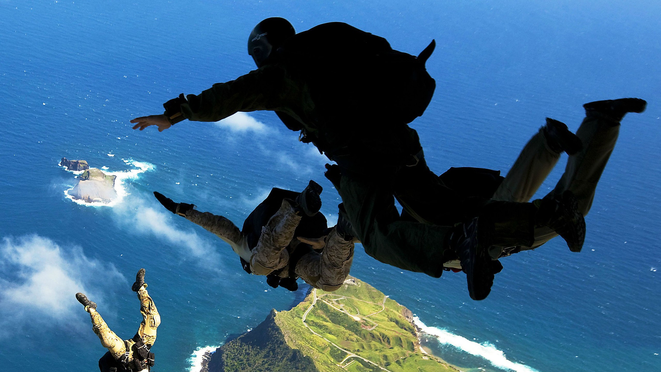 Military Paratroopers Hawaii United States Army Soldier 2560x1440