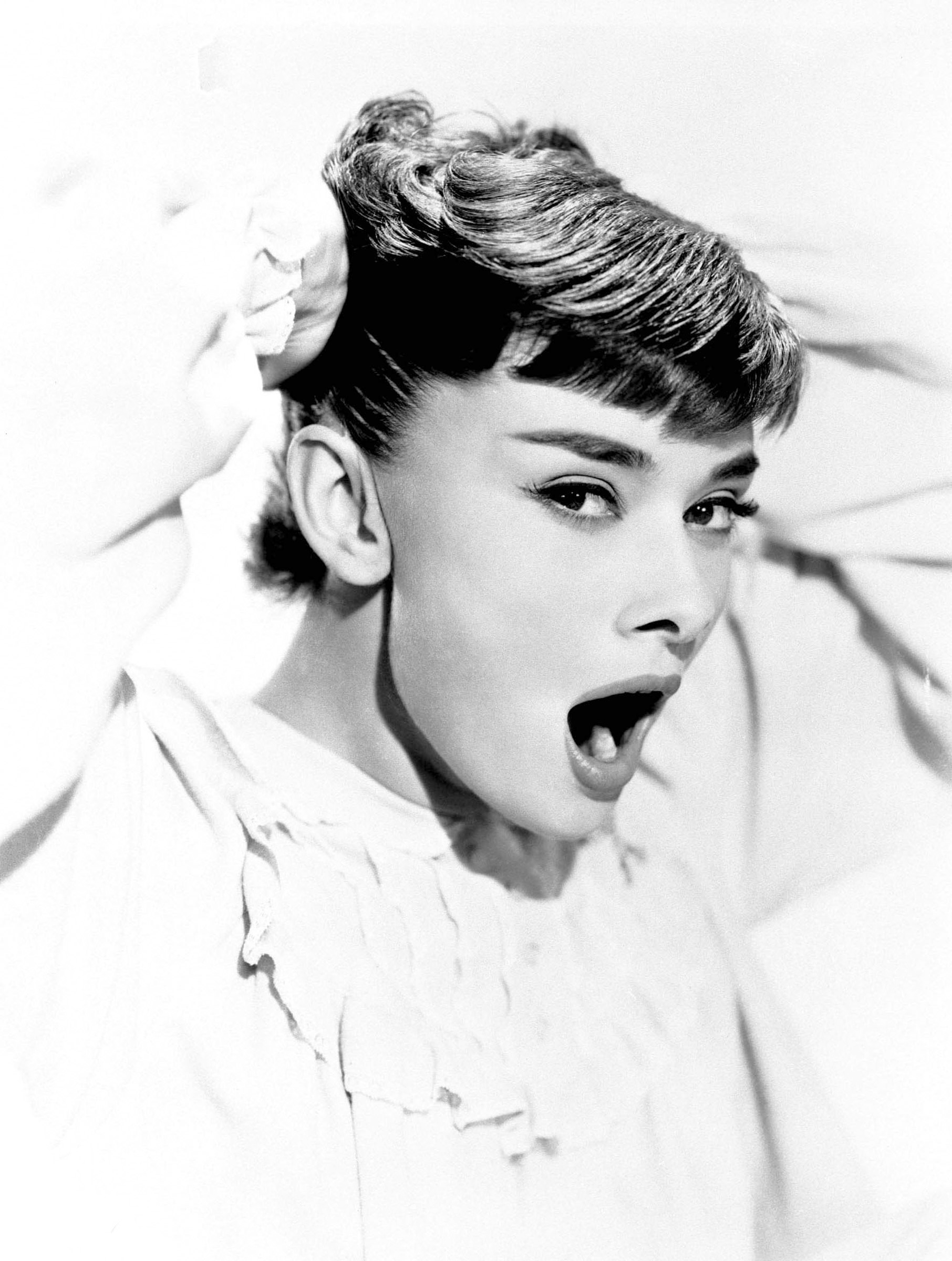 Audrey Hepburn Actress Women Monochrome Open Mouth 1812x2400