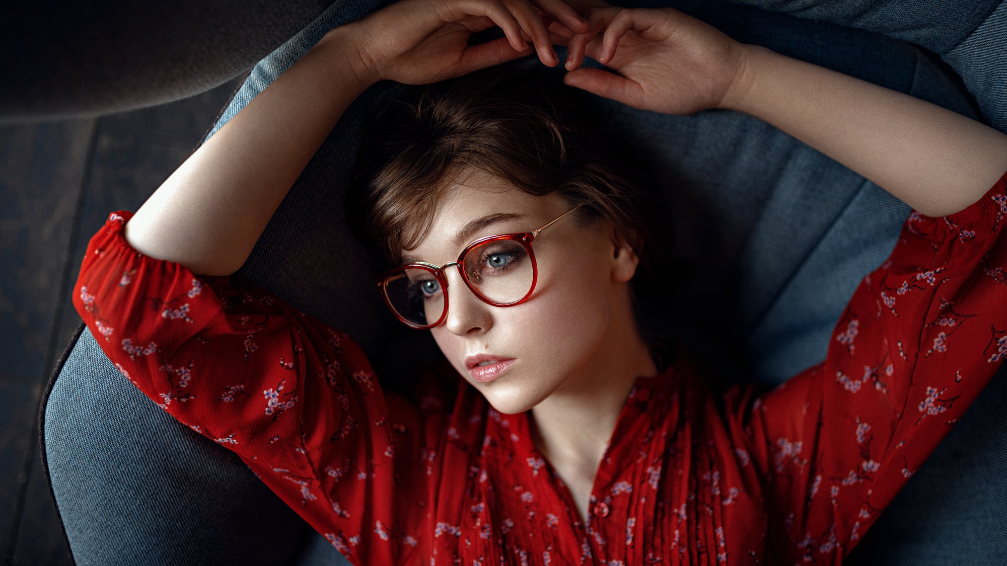Women Model Women With Glasses Olya Pushkina 2000x1125