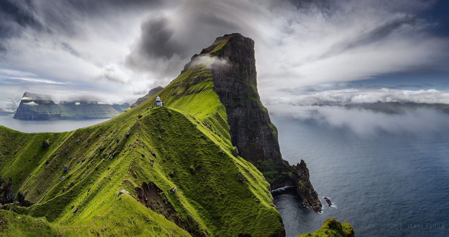 Nature Photography Landscape Lighthouse Cliff Sea Clouds Grass Faroe Islands 1500x795