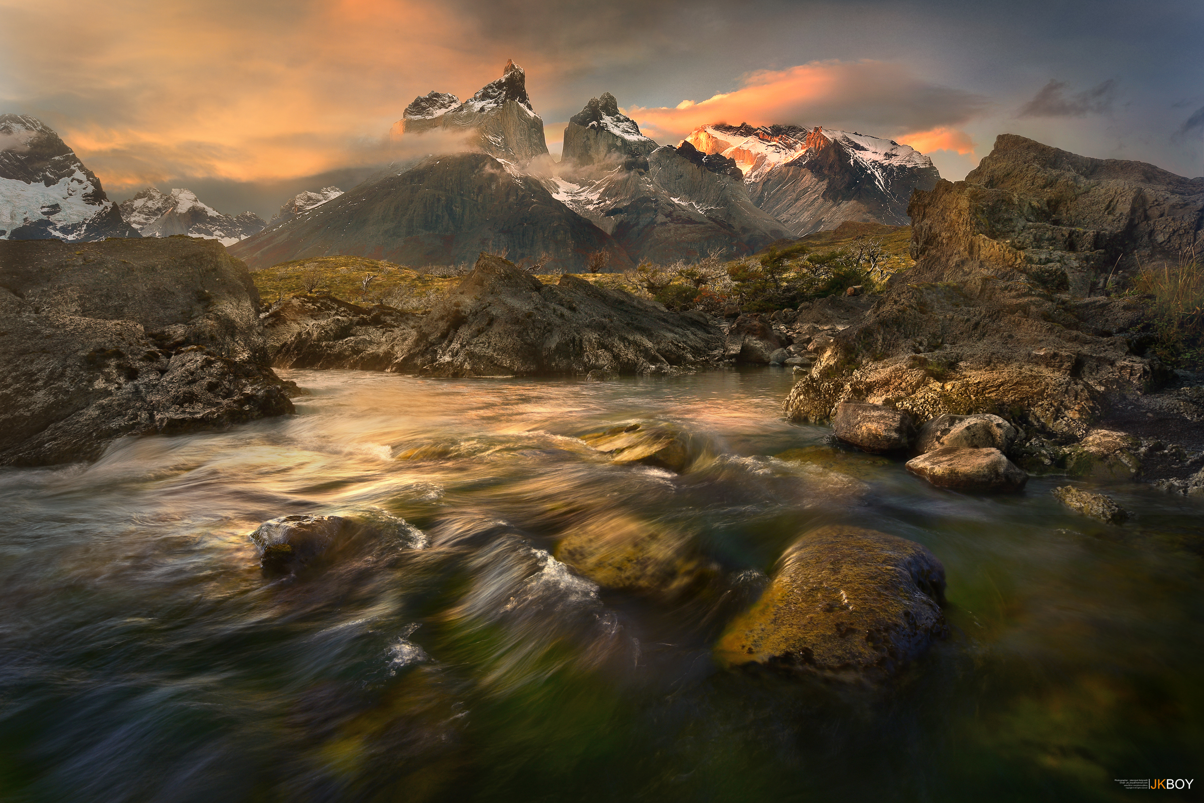 Torres Del Paine National Park Chile Patagonia Mountain Stream 2400x1602