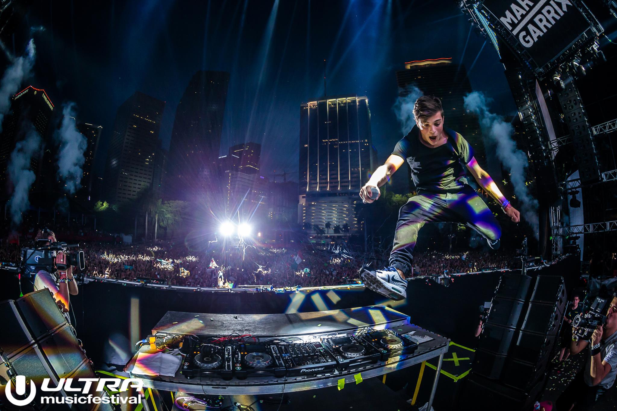 DJ Martin Garrix Ultra Music Festival 2048x1365