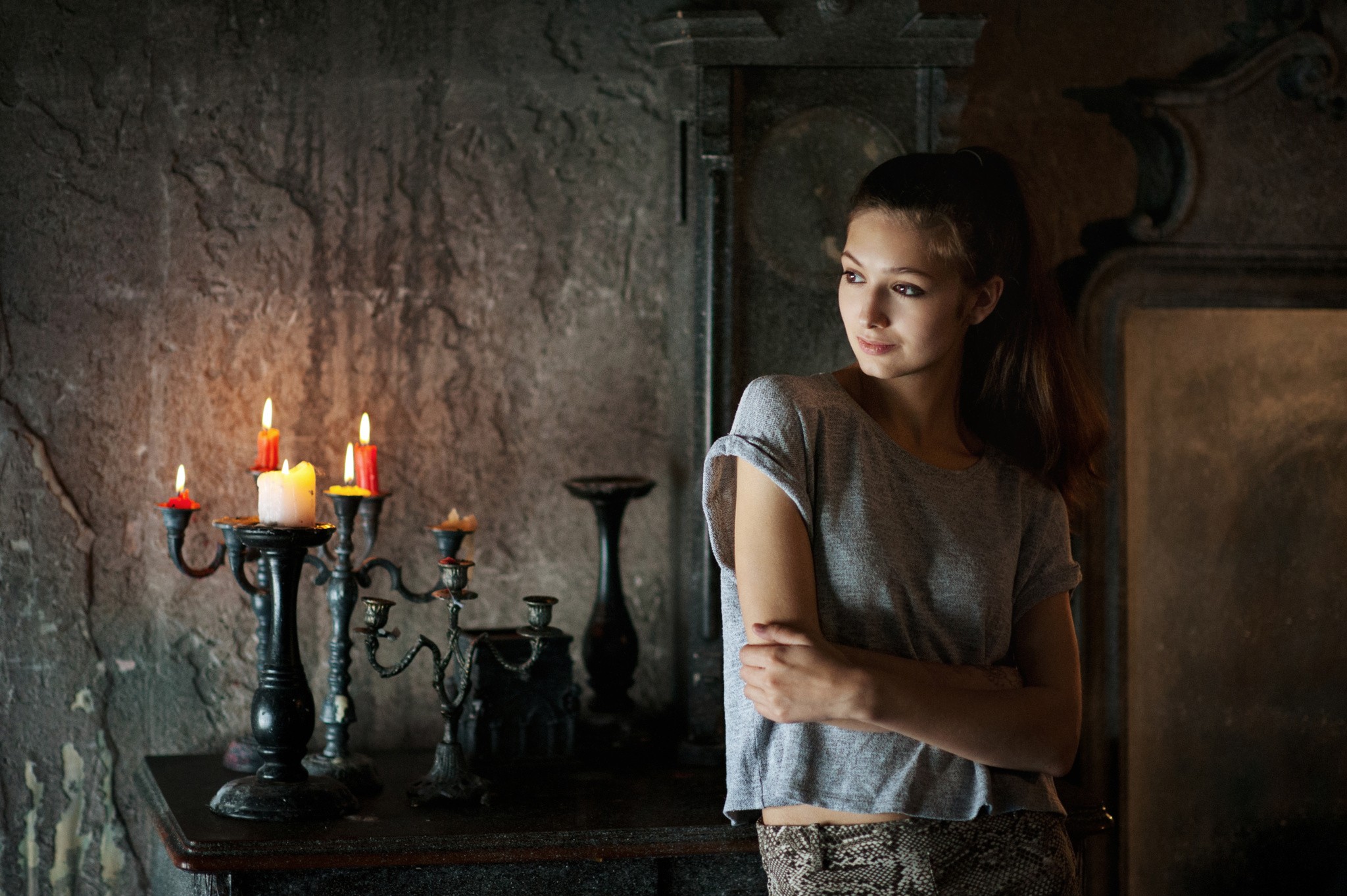 Catherine Shmeleva Women Brunette Model Long Hair Looking Away T Shirt Candles Interior Maxim Maximo 2048x1363