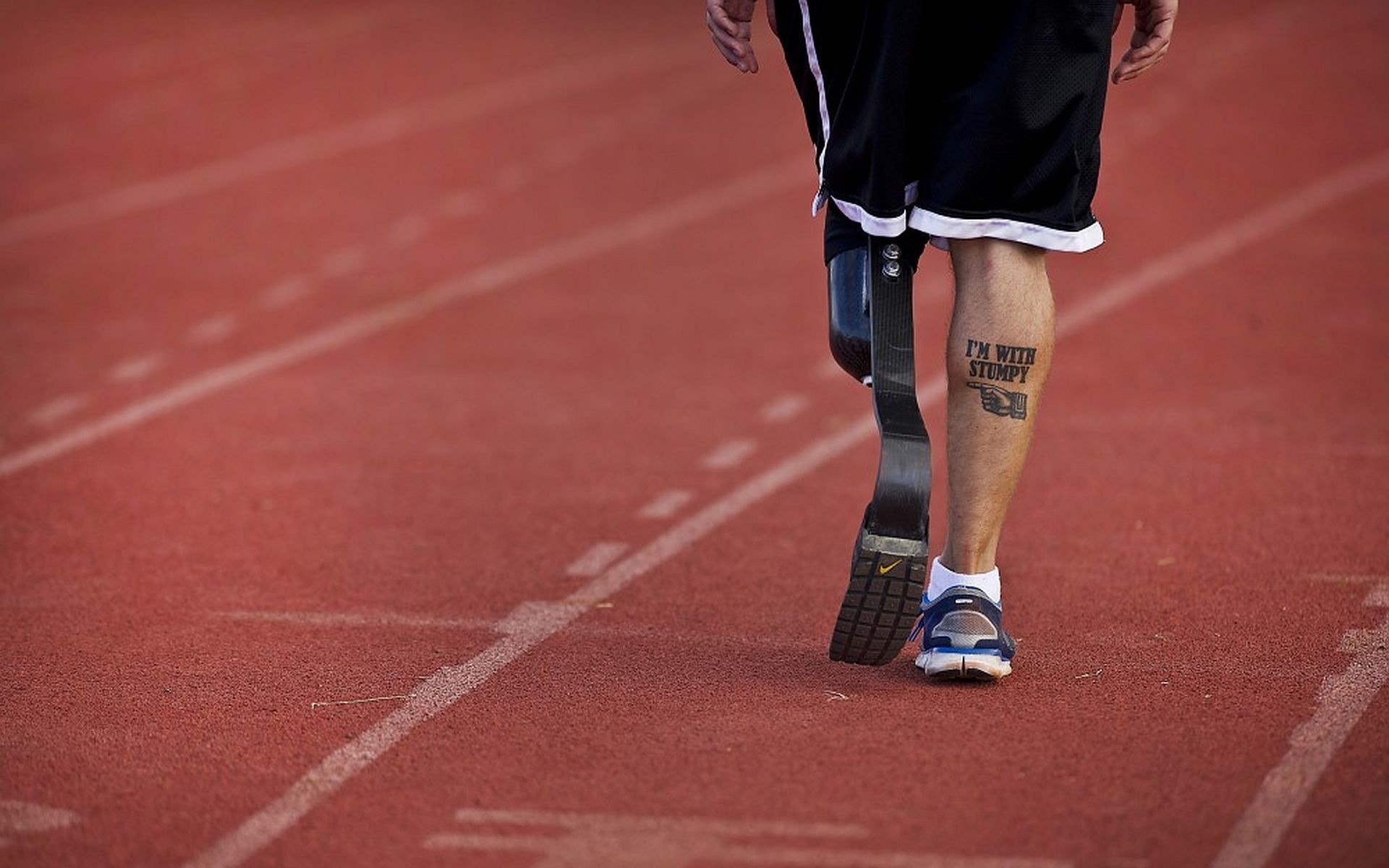 Legs Tattoo Prosthesis Men 1920x1200