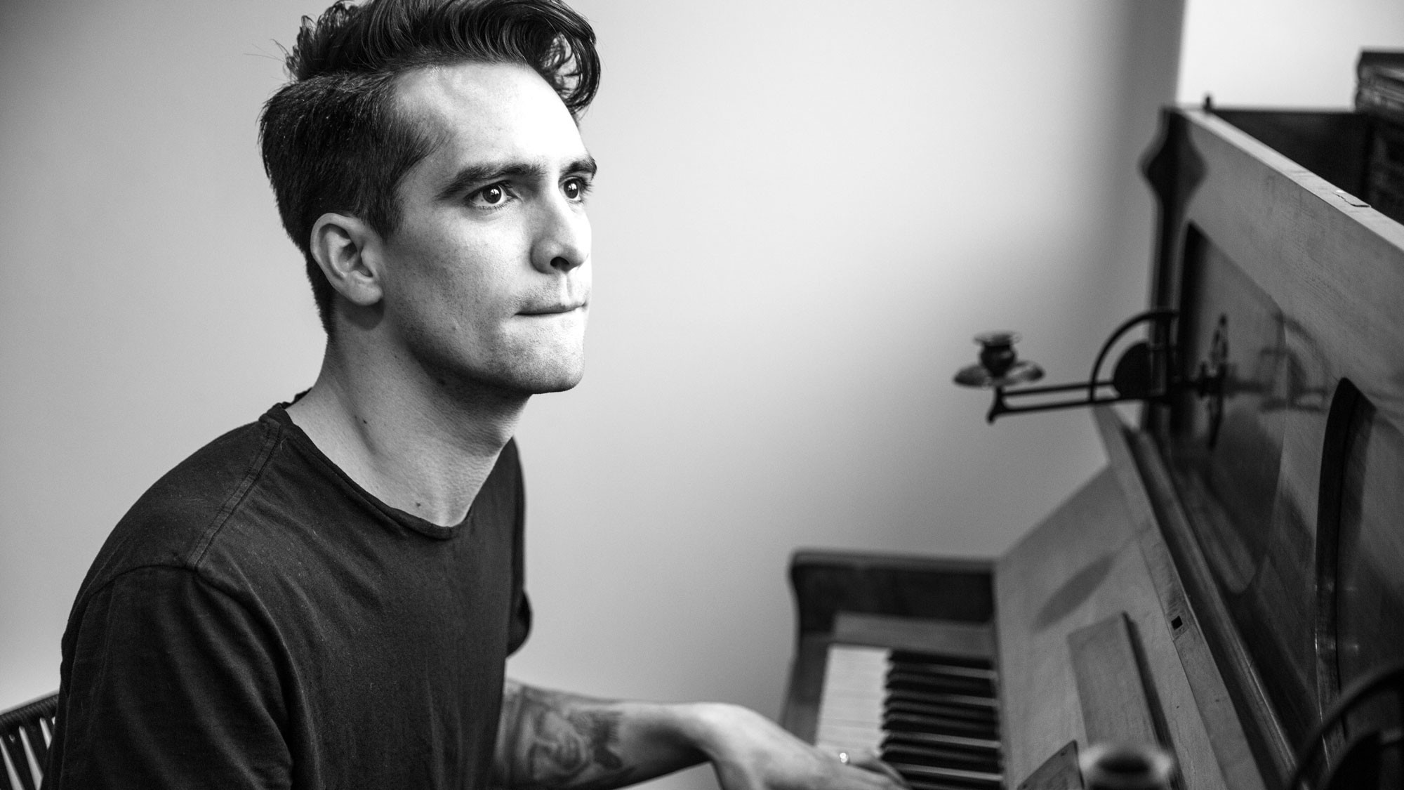 Panic At The Disco Brendon Urie Emo Musical Instrument Men Monochrome 2000x1125