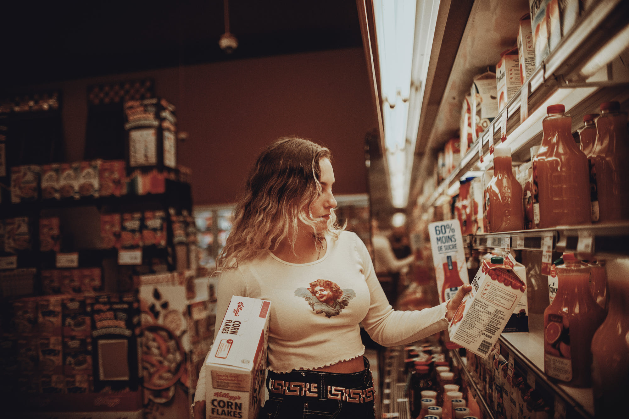 Model Women Laureen Burton Curly Hair Corn Flakes Milk Supermarket White Tops 2000x1333