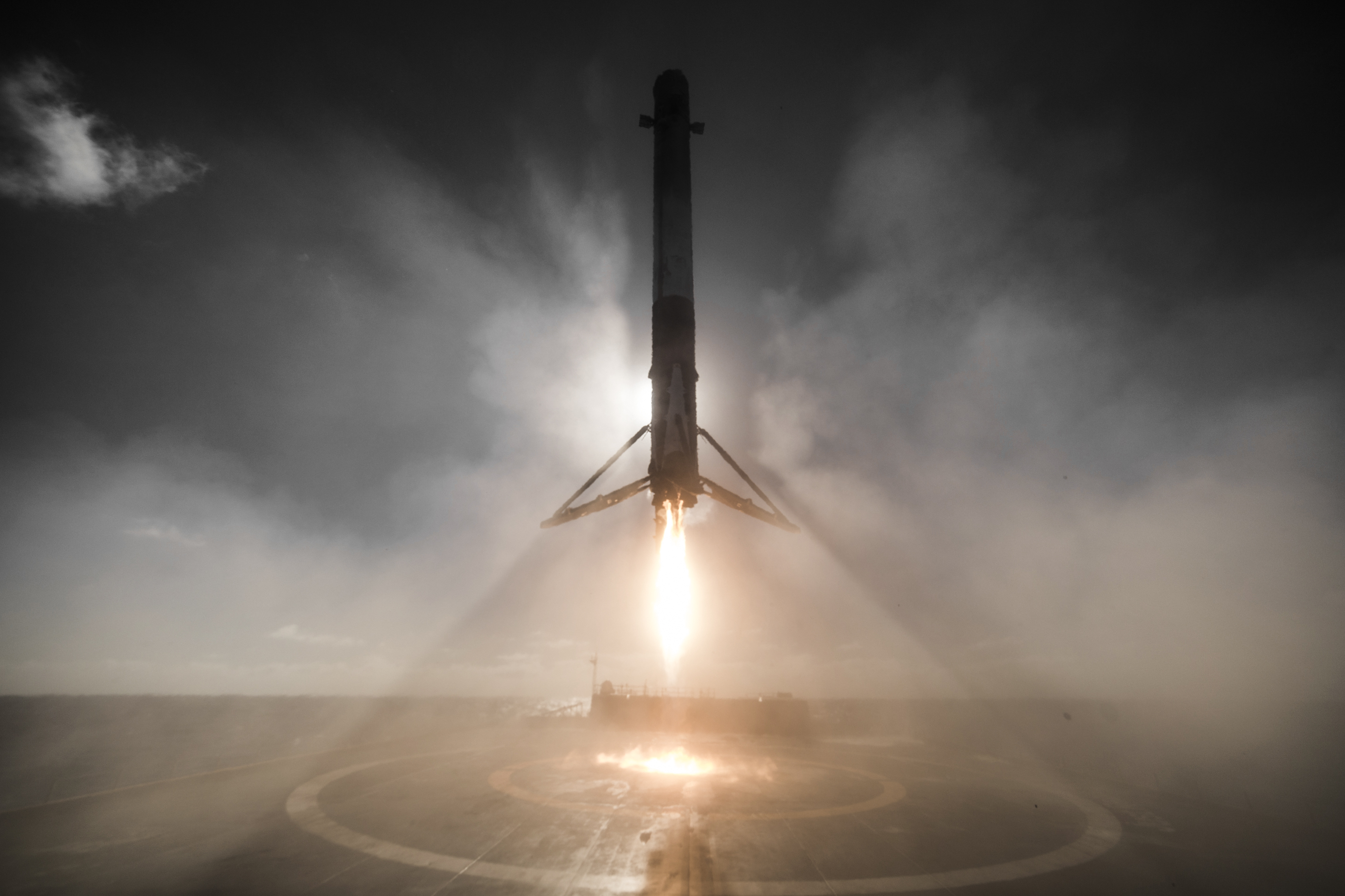 SpaceX 2887x1925