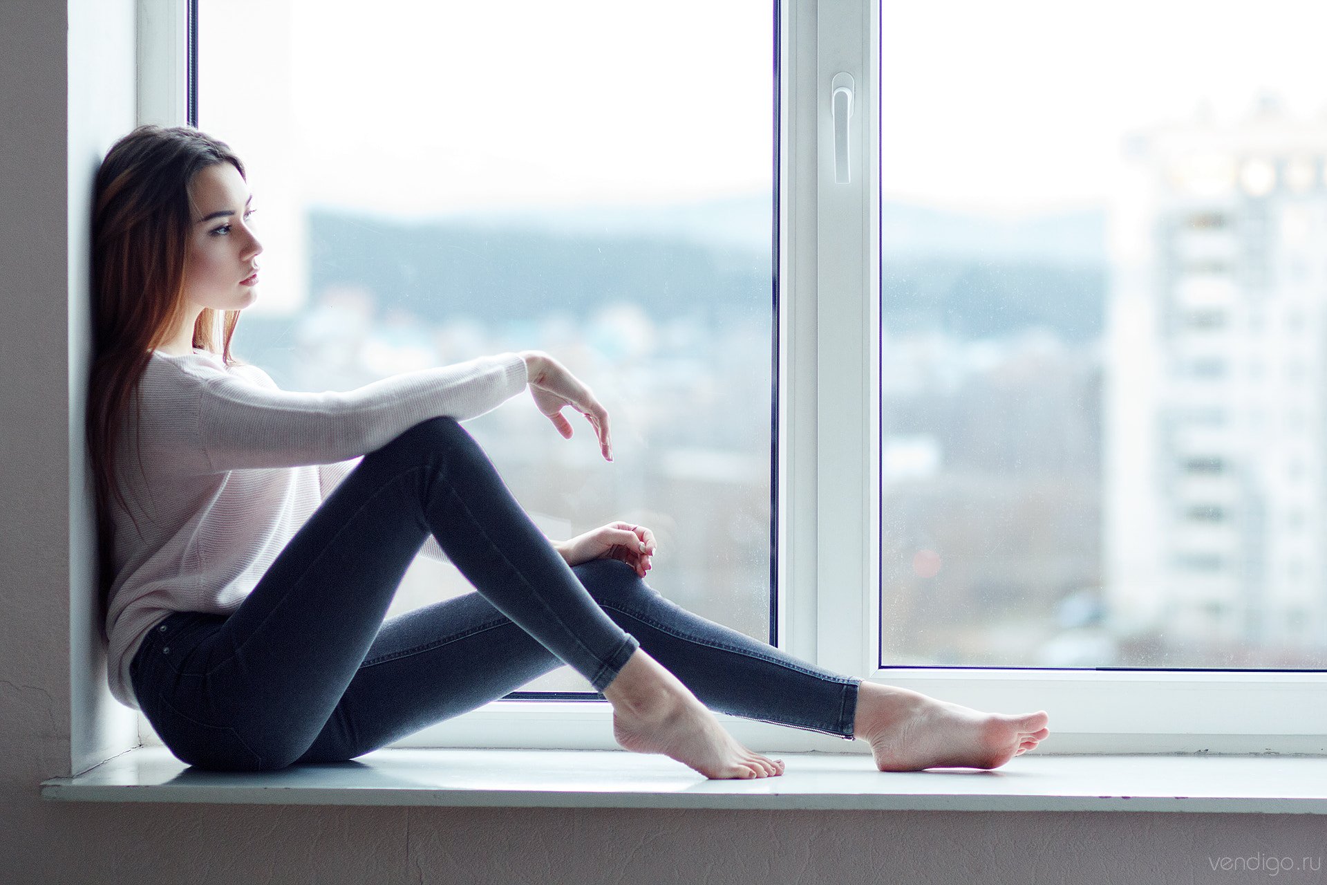 Women Brunette Brown Eyes Skinny Jeans Sitting Barefoot Window Sill Profile White Sweater 1920x1280