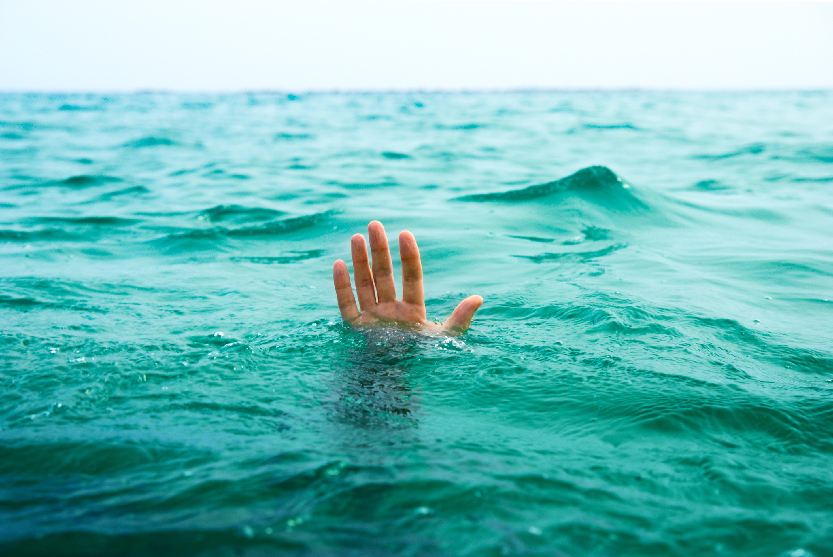Drown Hands Sea Outdoors Turquoise Drowning 2891x1934