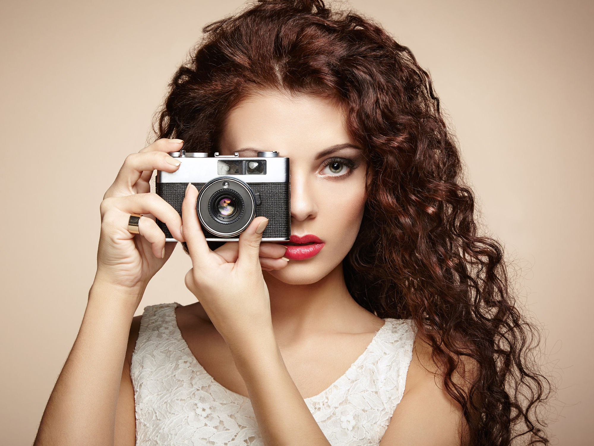 Oleg Gekman Women Brunette Long Hair Curly Hair Camera Simple Background Make Up Red Lipstick Portra 2000x1500