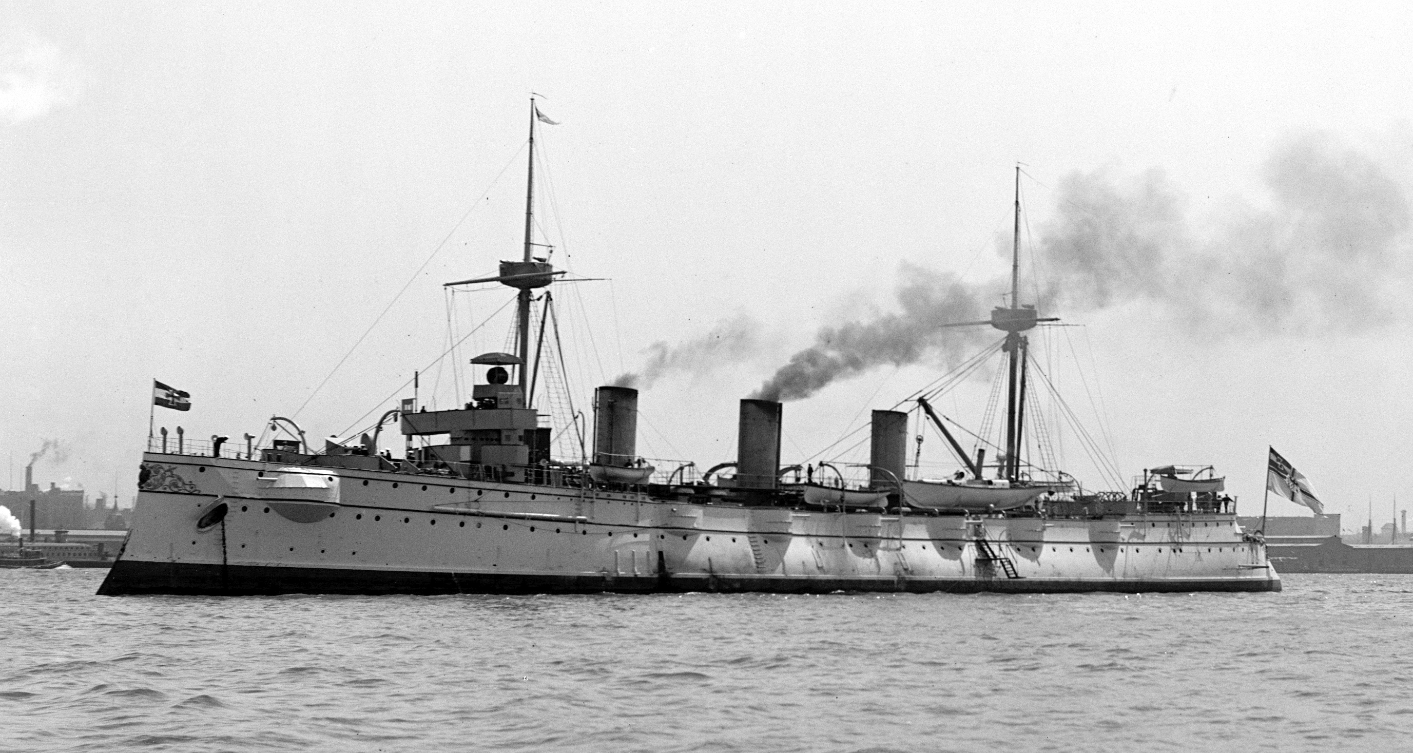 Cruiser Warship SMS Seeadler 2753x1467
