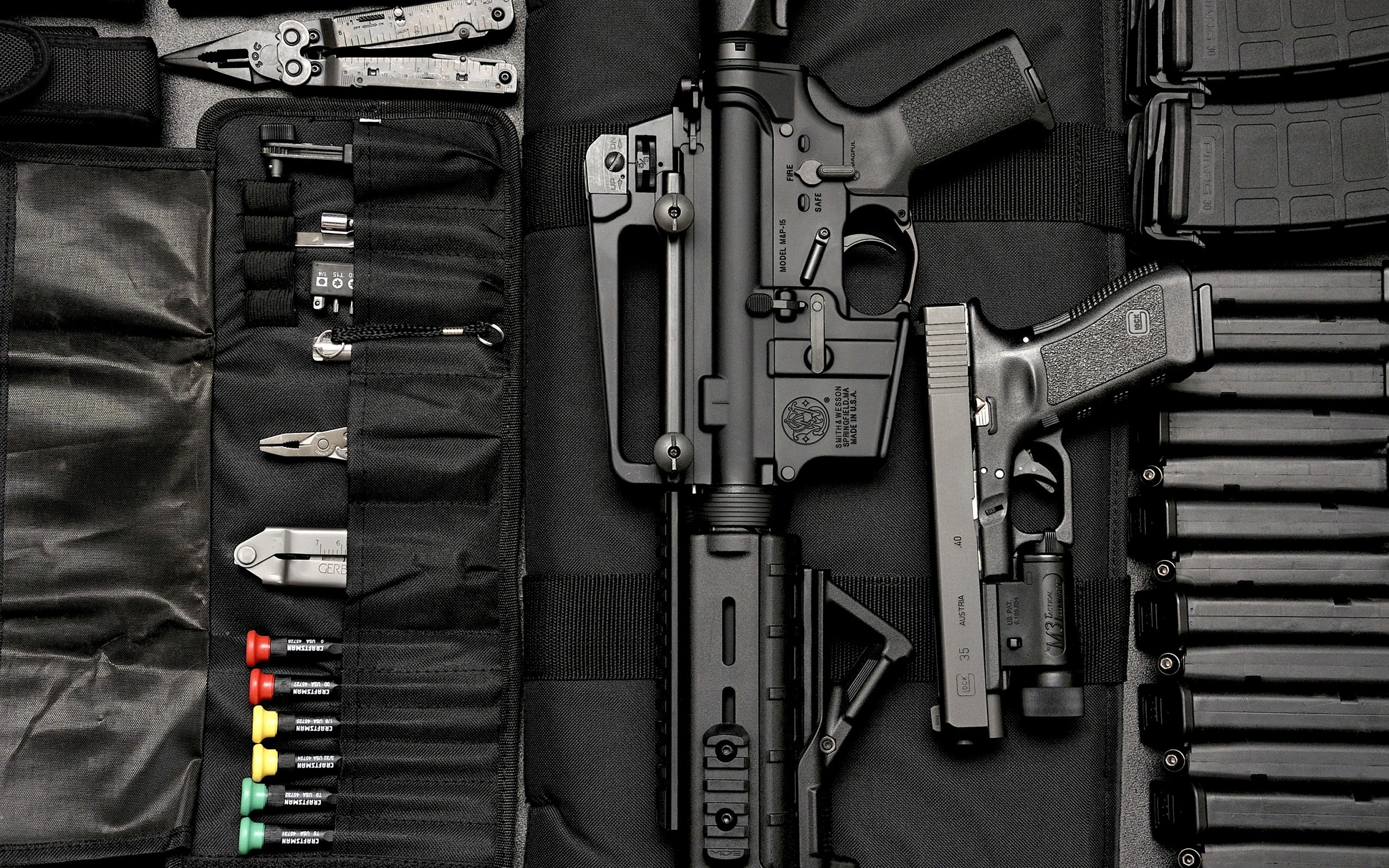 Ammunition Glock Smith Wesson Pistol Gun AR 15 Tools Weapon Smith Wesson M P 2560x1600