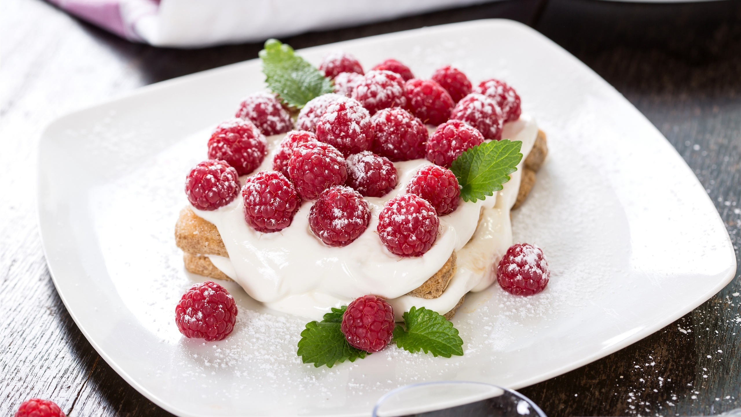 Rasberry Sweets Plates Food Leaves 2560x1440