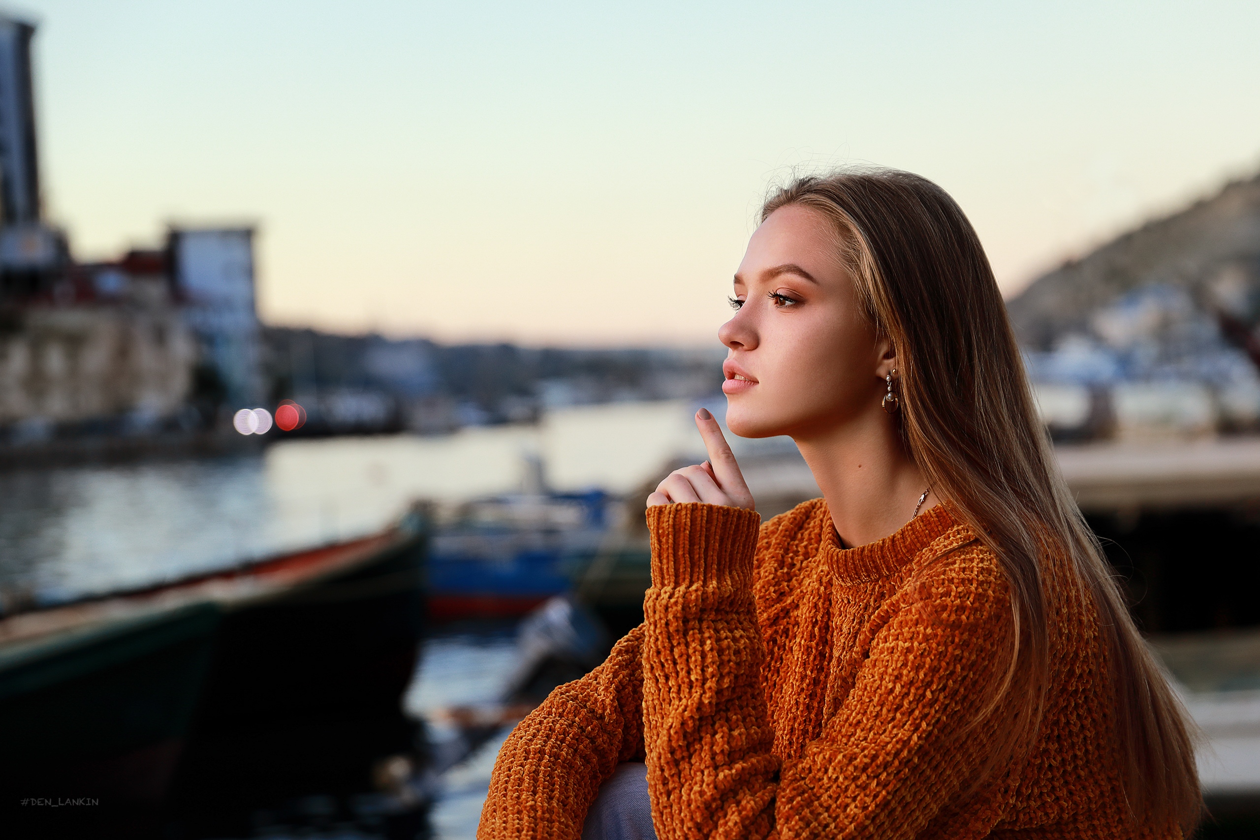 Women Model Blonde Long Hair Portrait Brown Eyes Profile Looking Away Depth Of Field Sweater Knit Fa 2560x1707