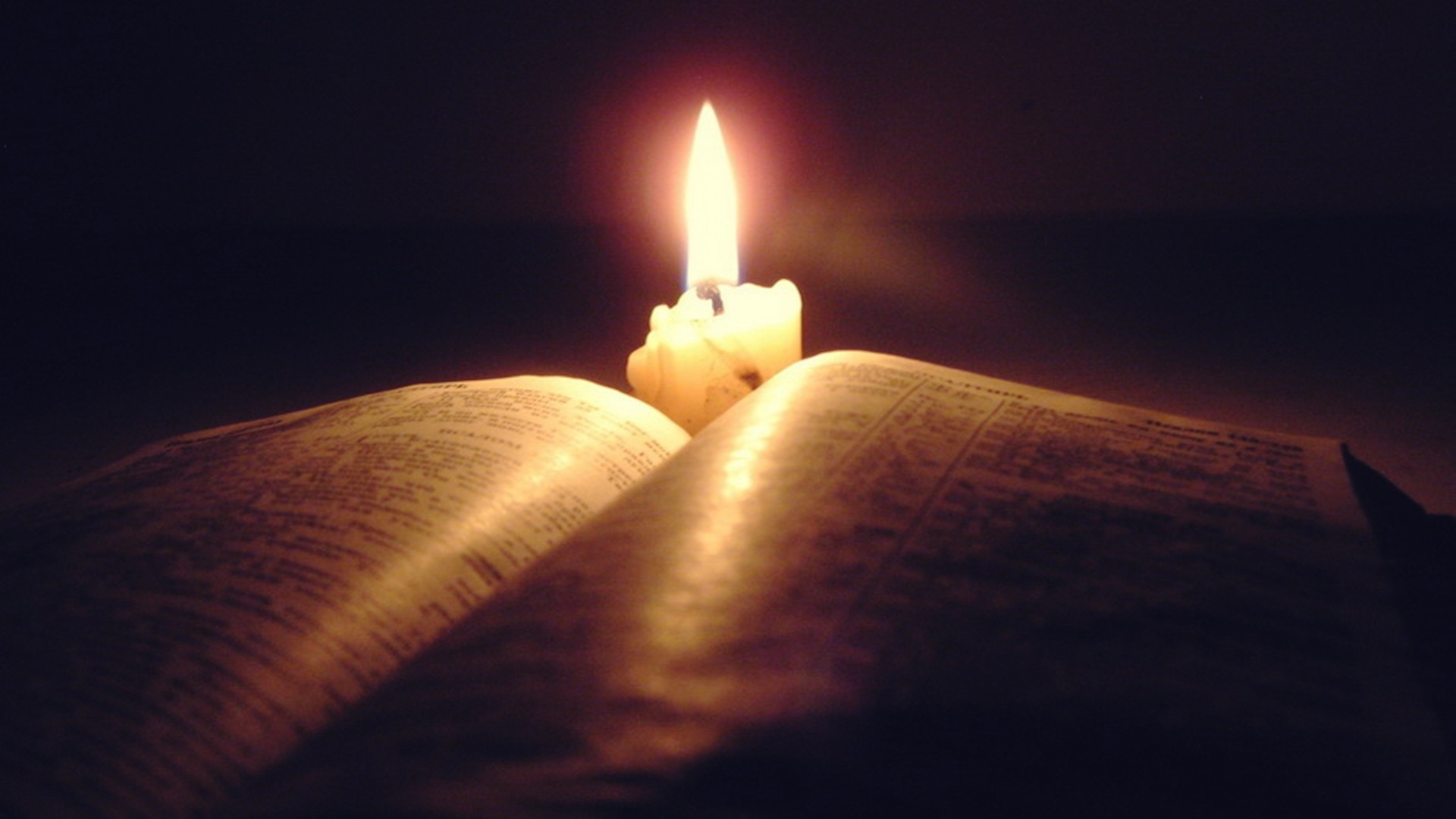 Candles Lights Books Holy Bible Christianity 1920x1080