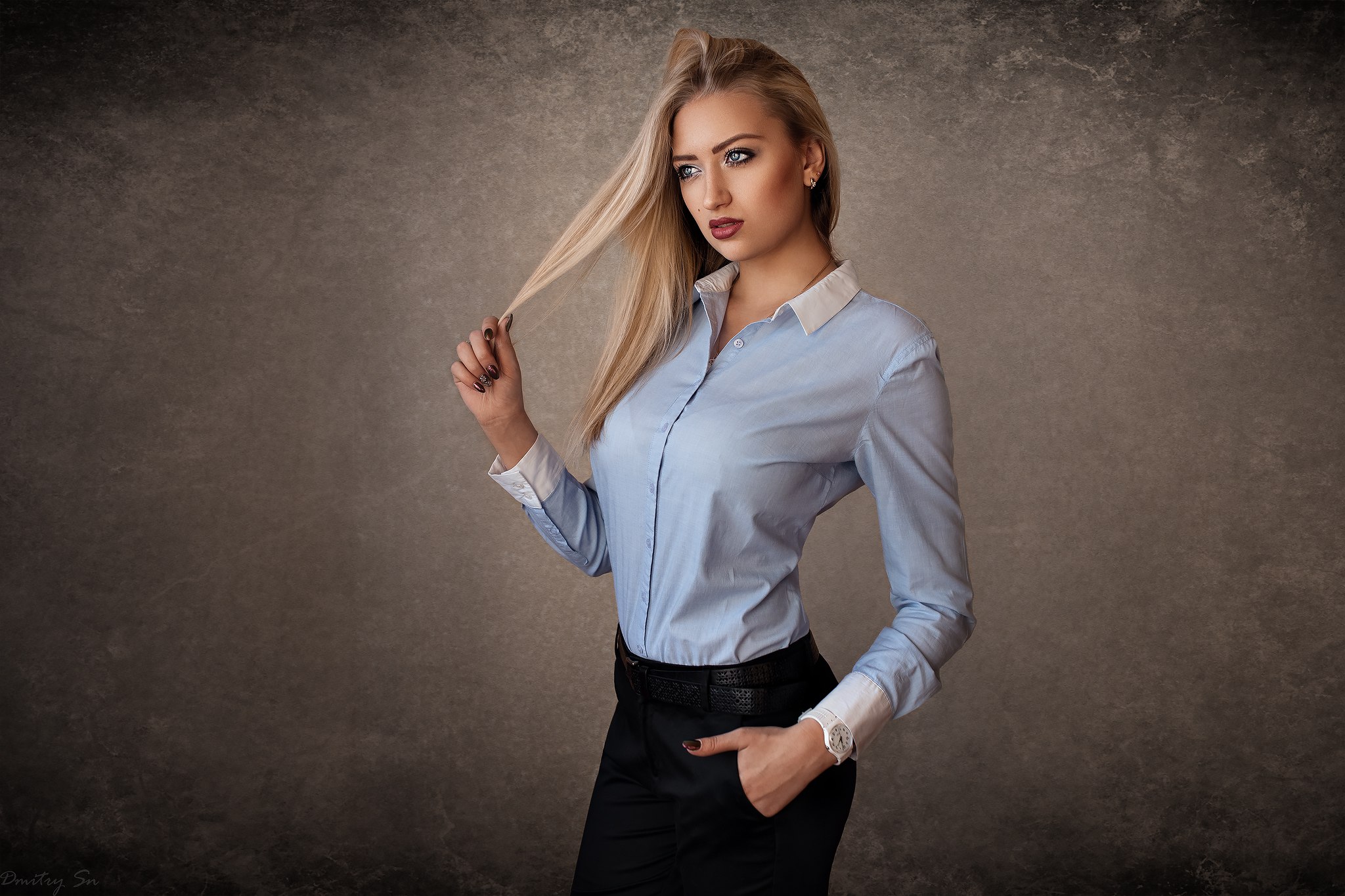 Dmitry Shulgin Women Model Blonde Dmitry Sn Hands In Pockets Holding Hair Black Pants Lisa Model Kar 2048x1365