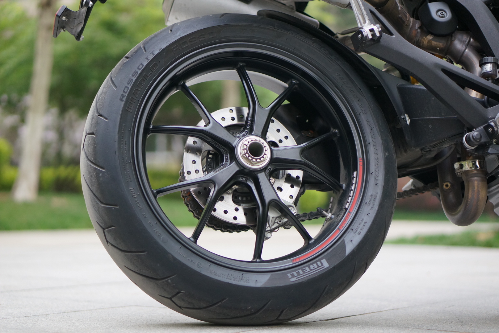 Ducati Ducati Monster 796 Vehicle Tires Motorcycle 1616x1080