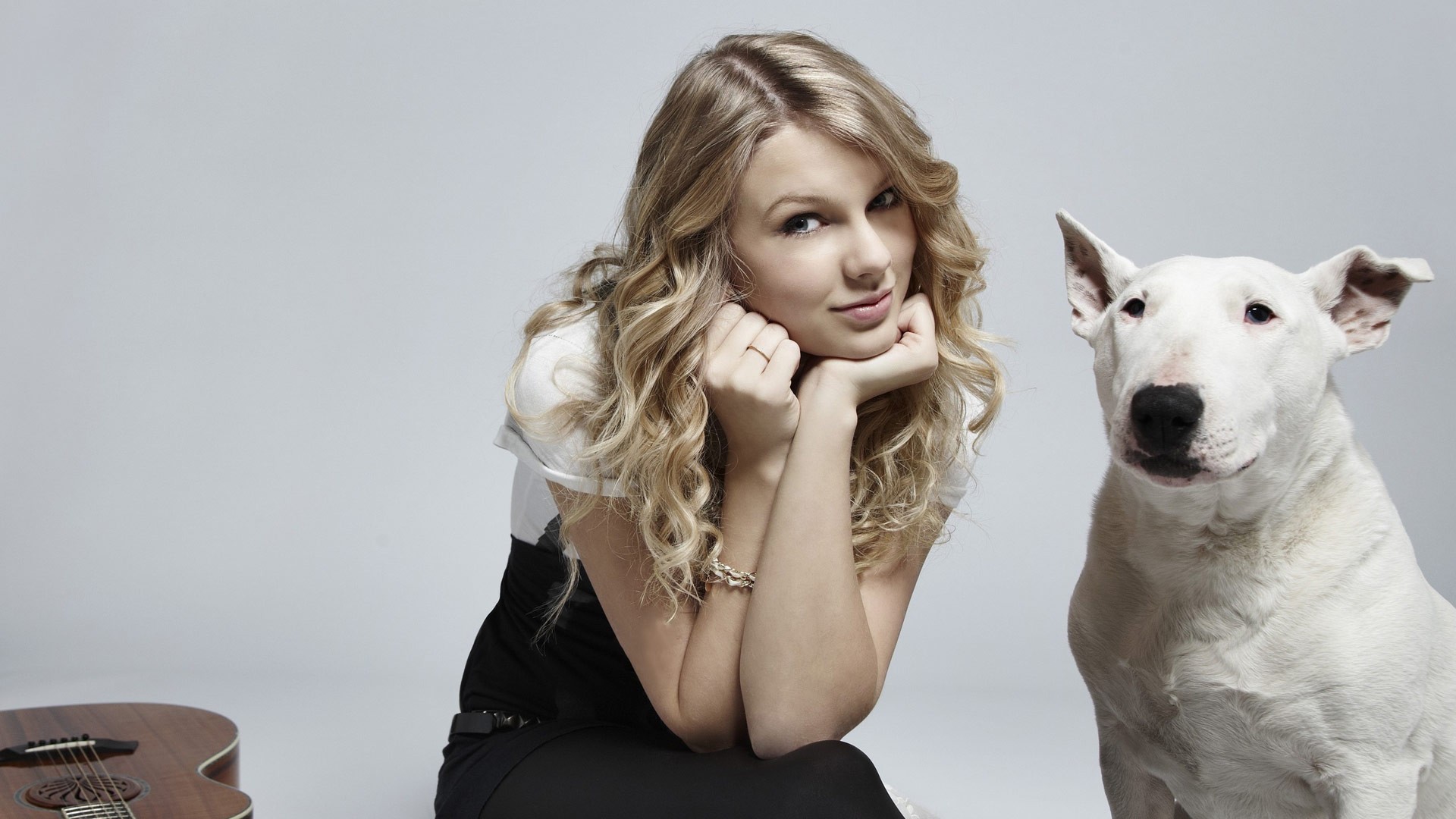 Taylor Swift Singer Women Dog Women With Dogs 1920x1080