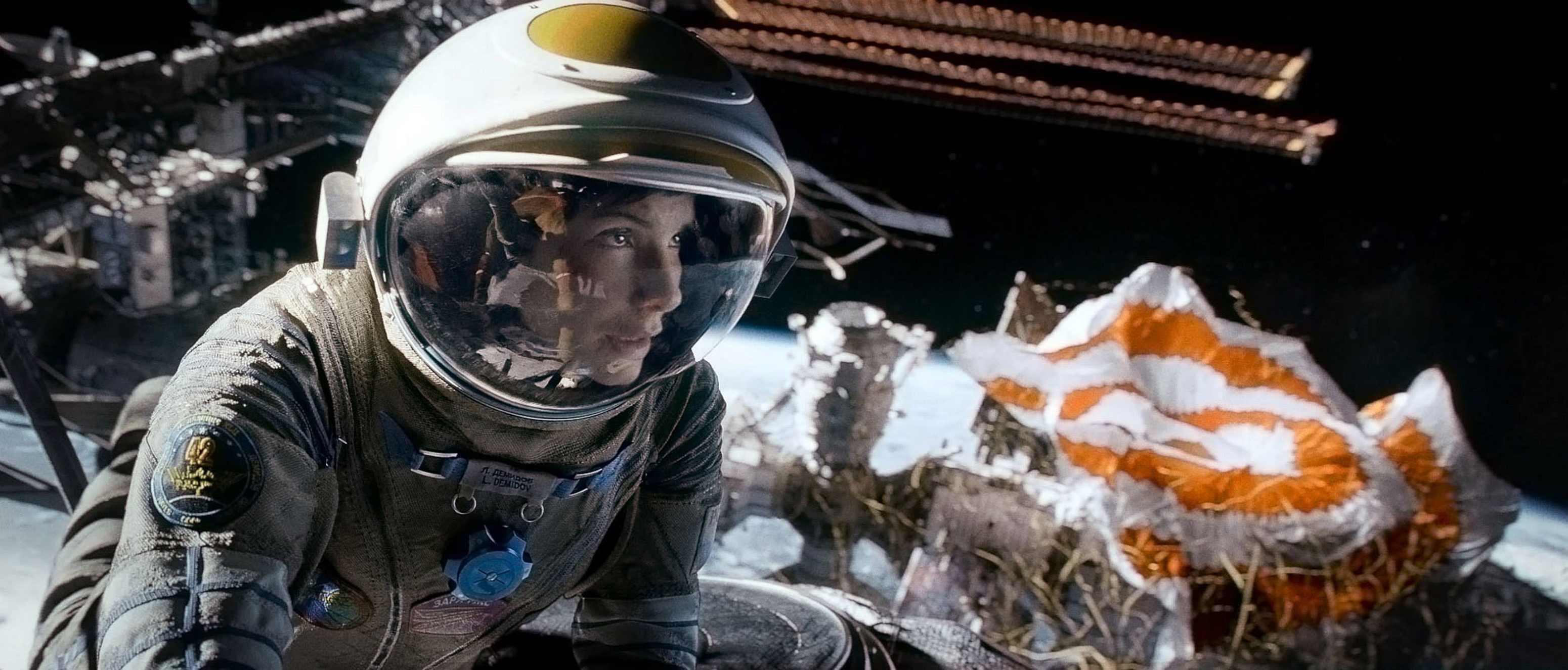 Movie Gravity 3100x1326