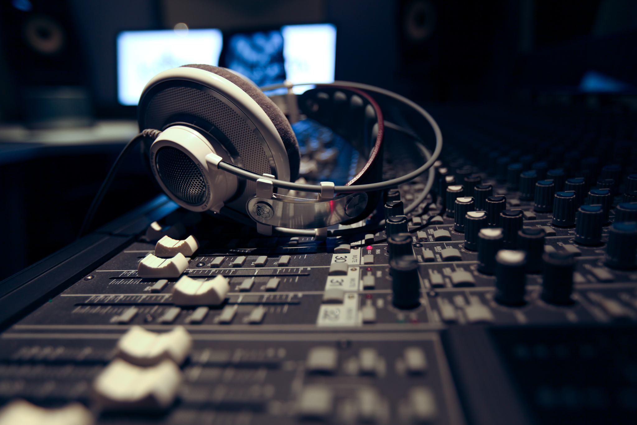 Mixing Consoles Headphones Studio Sound Audio 2048x1365