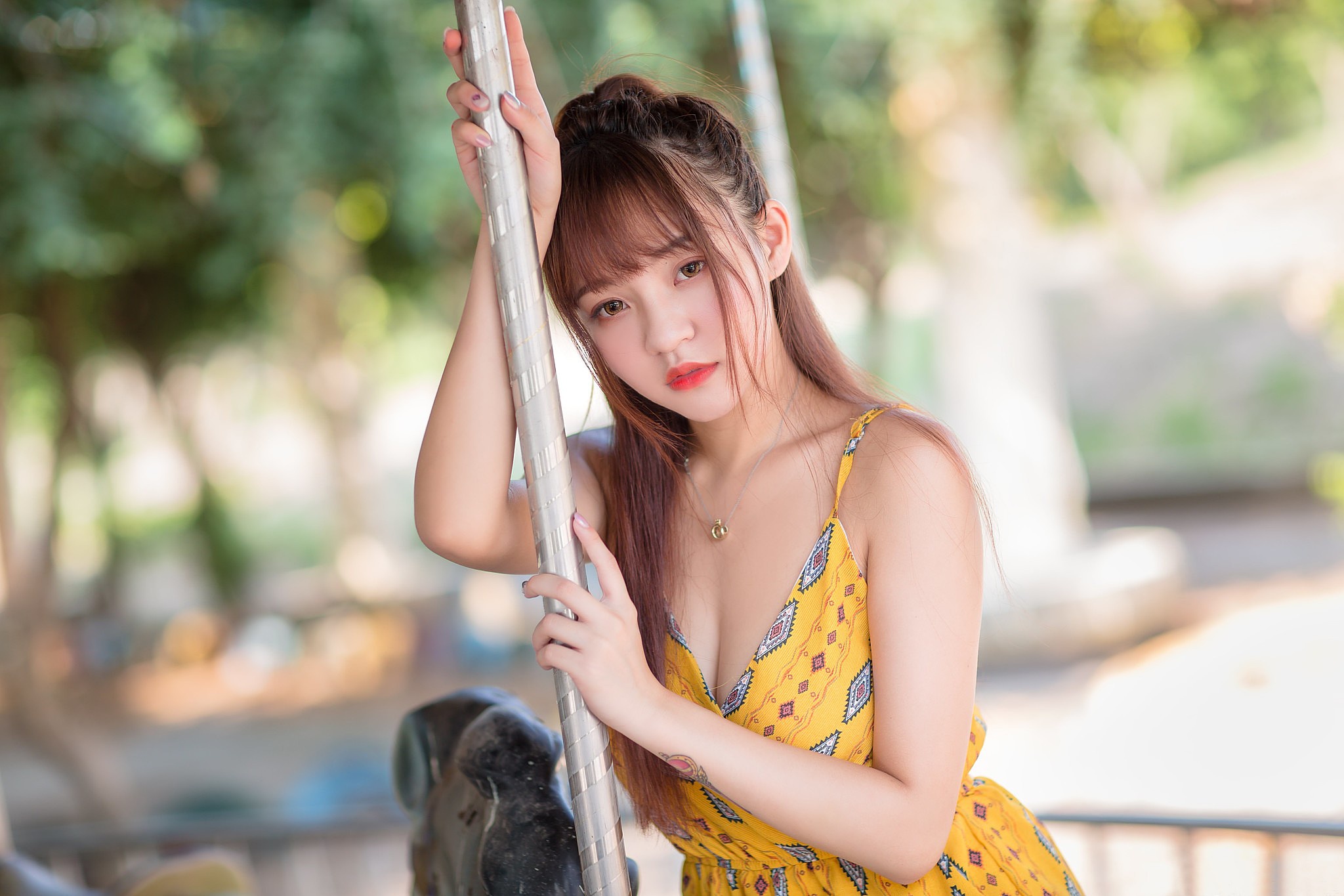 Asian Women Model Long Hair Brunette Carousel Necklace Looking At Viewer Depth Of Field 2048x1365