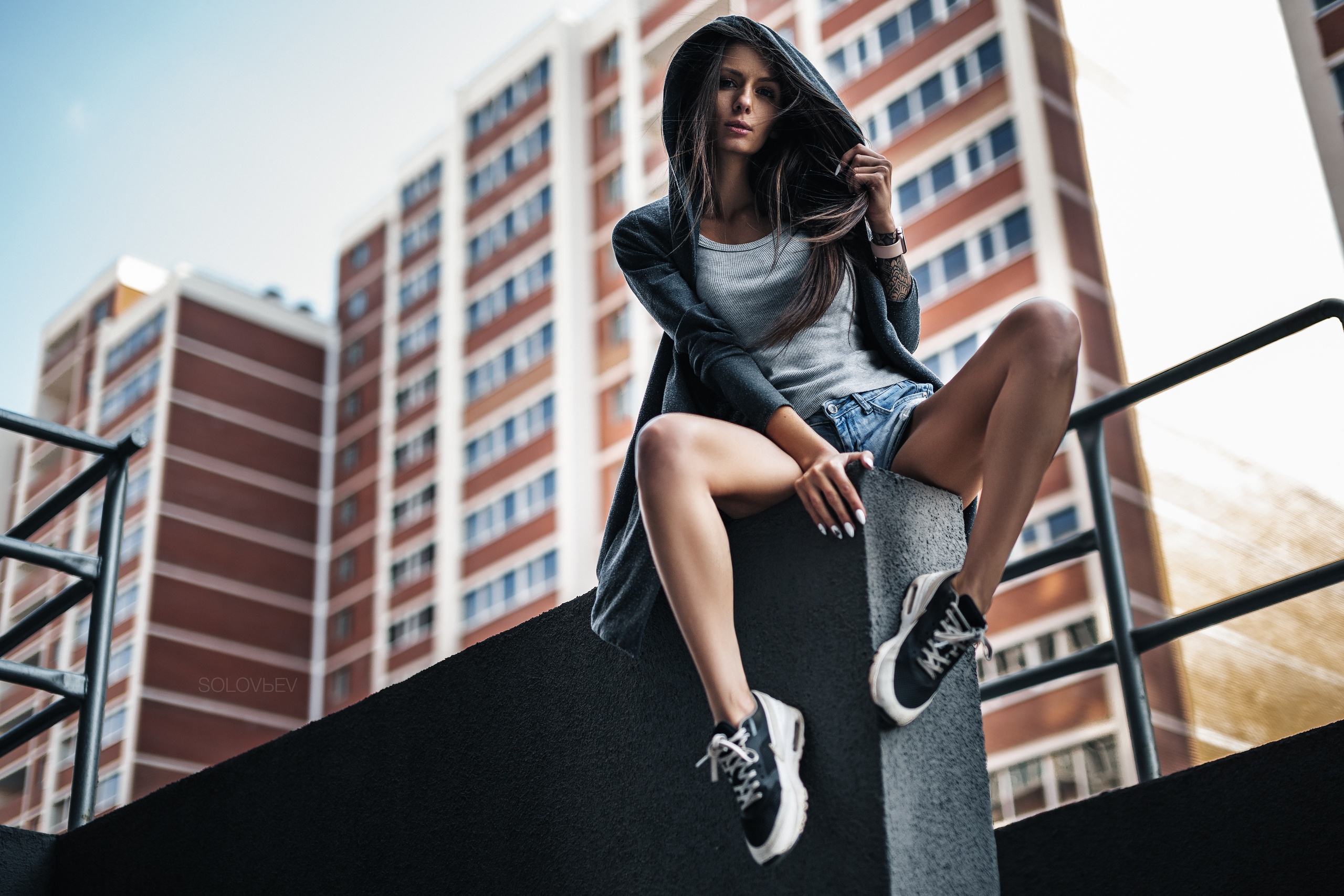 Artem Solov Ev Sitting Women Model Urban Women Outdoors Legs Alena Elizarova Wallpaper