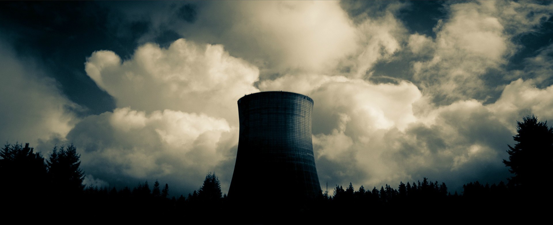 Tower Dark Clouds Cooling Towers Nuclear 1920x784