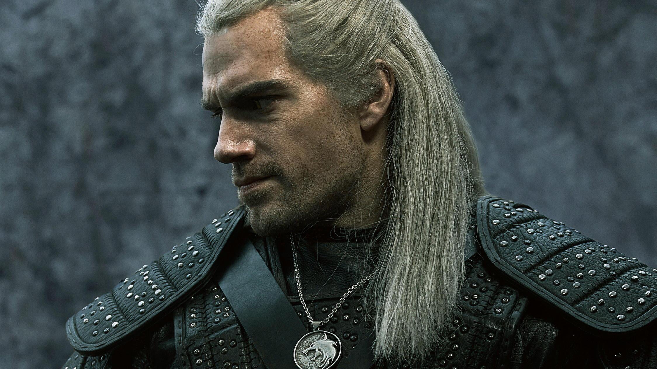Henry Cavill Actor Men Geralt Of Rivia The Witcher Netflix TV Series Netflix Tv Series TV Necklace T 2249x1265