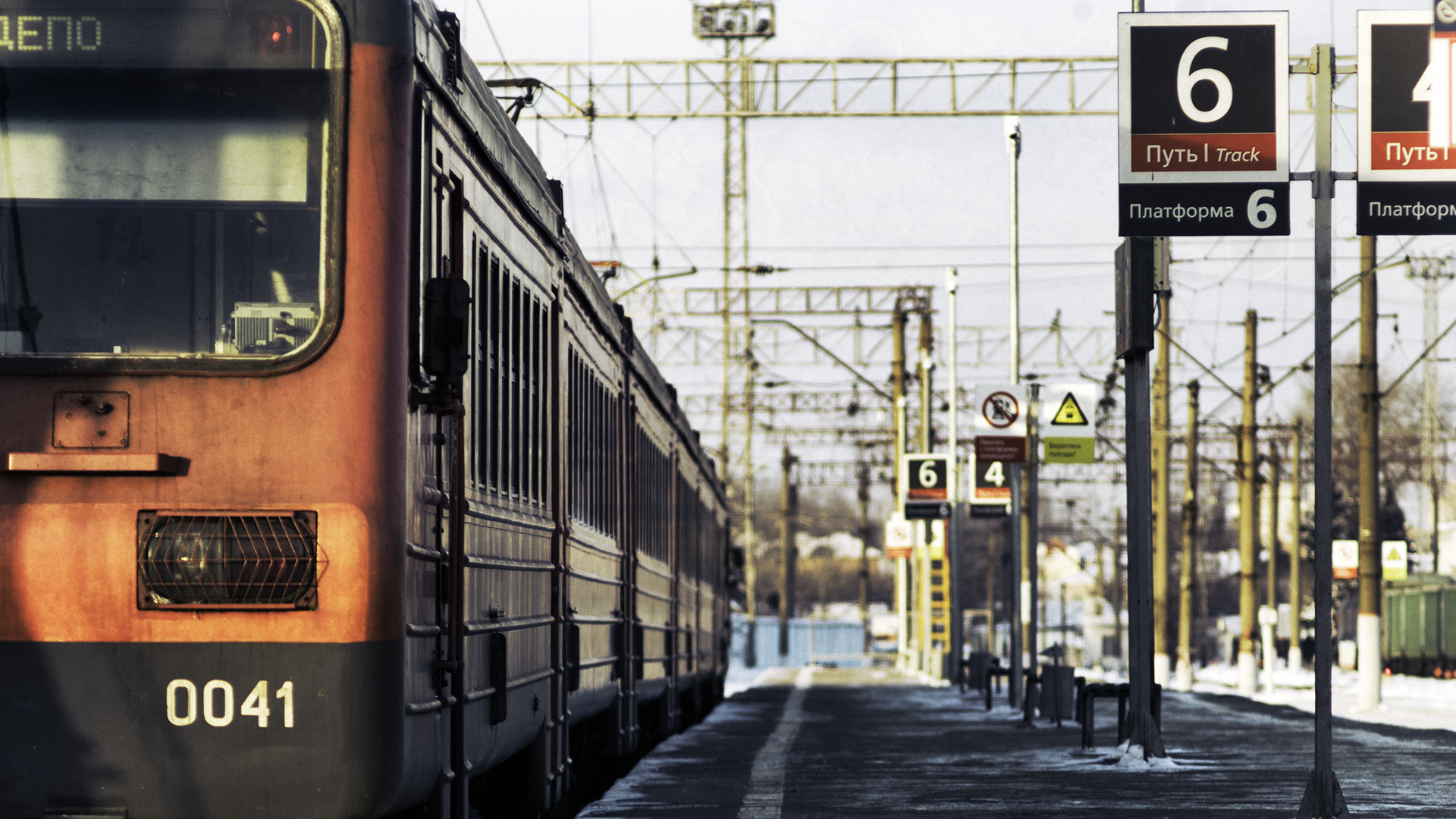 Train Train Station Russia Winter Sunlight Beige Photography Bokeh Olympus Urban 1920x1080
