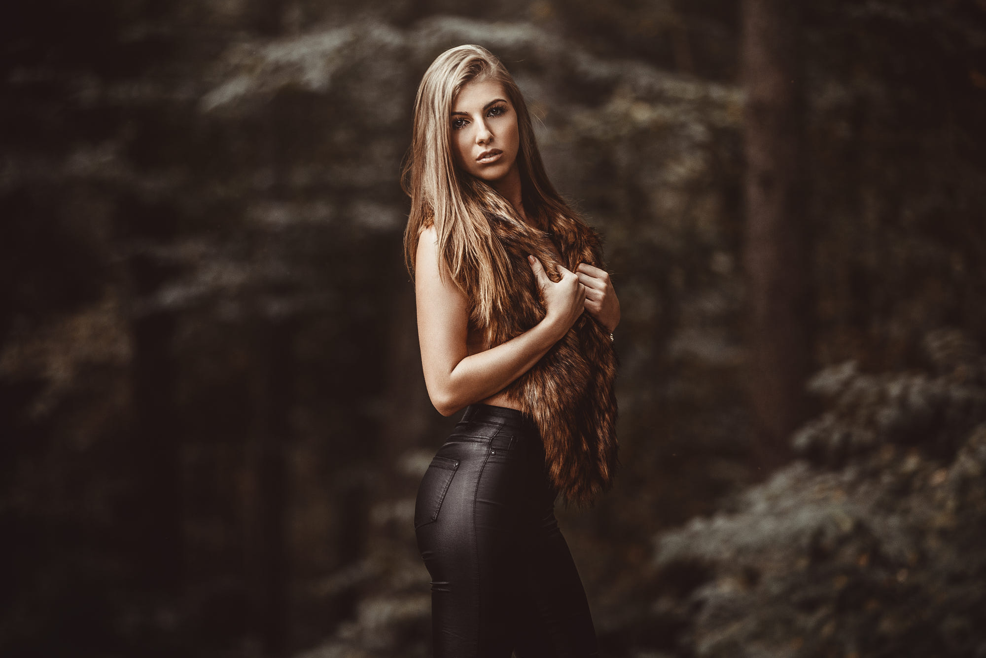Heiko Klingele Women Women Outdoors Photography Model Forest Trees Black Clothing Depth Of Field Loo 2000x1334