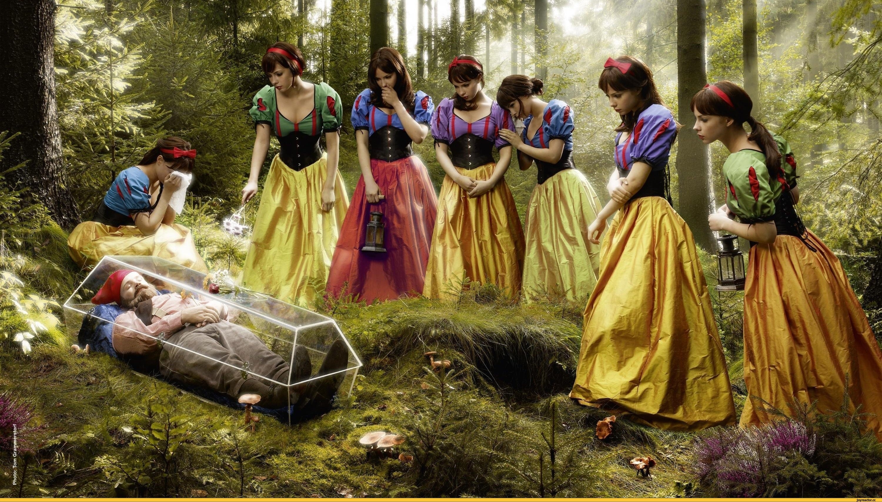 Digital Art Fantasy Art Photo Manipulation Dwarfs Snow White Alternate Reality Nature Coffins Glass  3000x1707