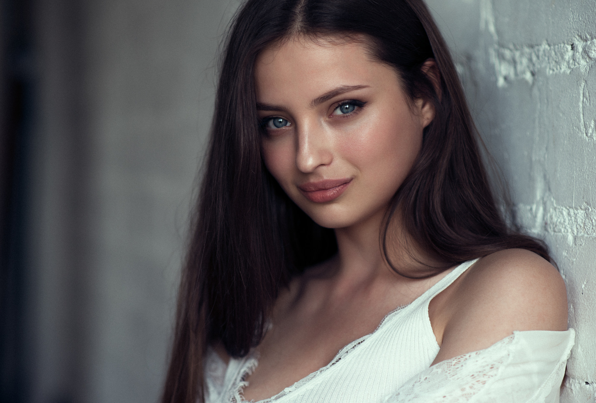 Women Face Portrait Veronika Avdeeva Brunette Clean Skin Smiling Blue Eyes White Tops Veronica Dmitr 2048x1384