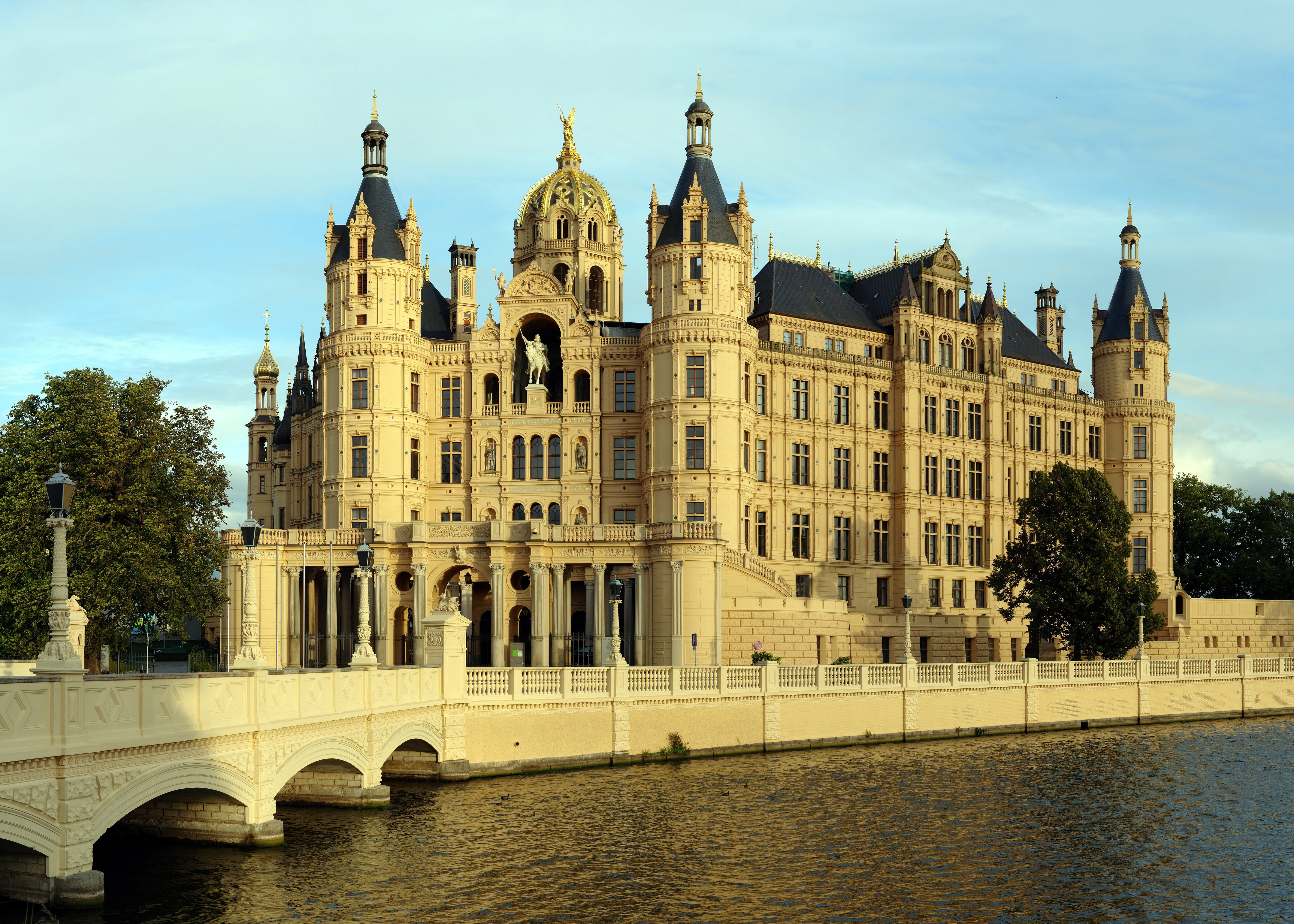 Man Made Schwerin Palace 6042x4314