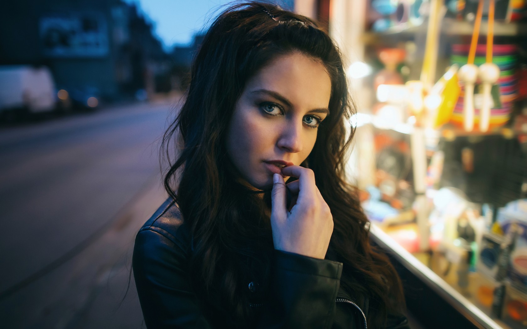 Women Aurela Skandaj Dark Hair Long Hair Urban Women Outdoors Leather Jackets Looking At Viewer Eyel 1680x1050