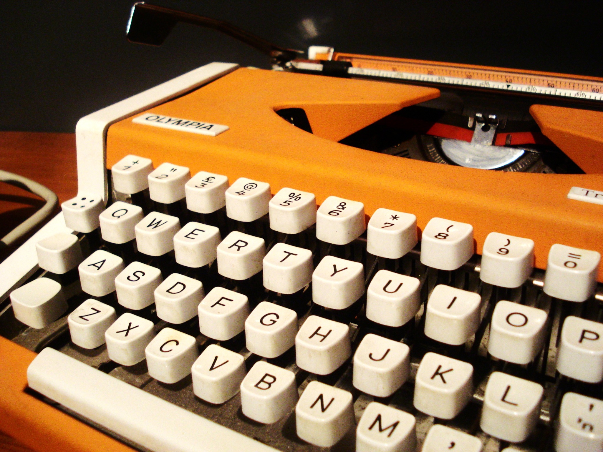 Man Made Typewriter 2048x1536