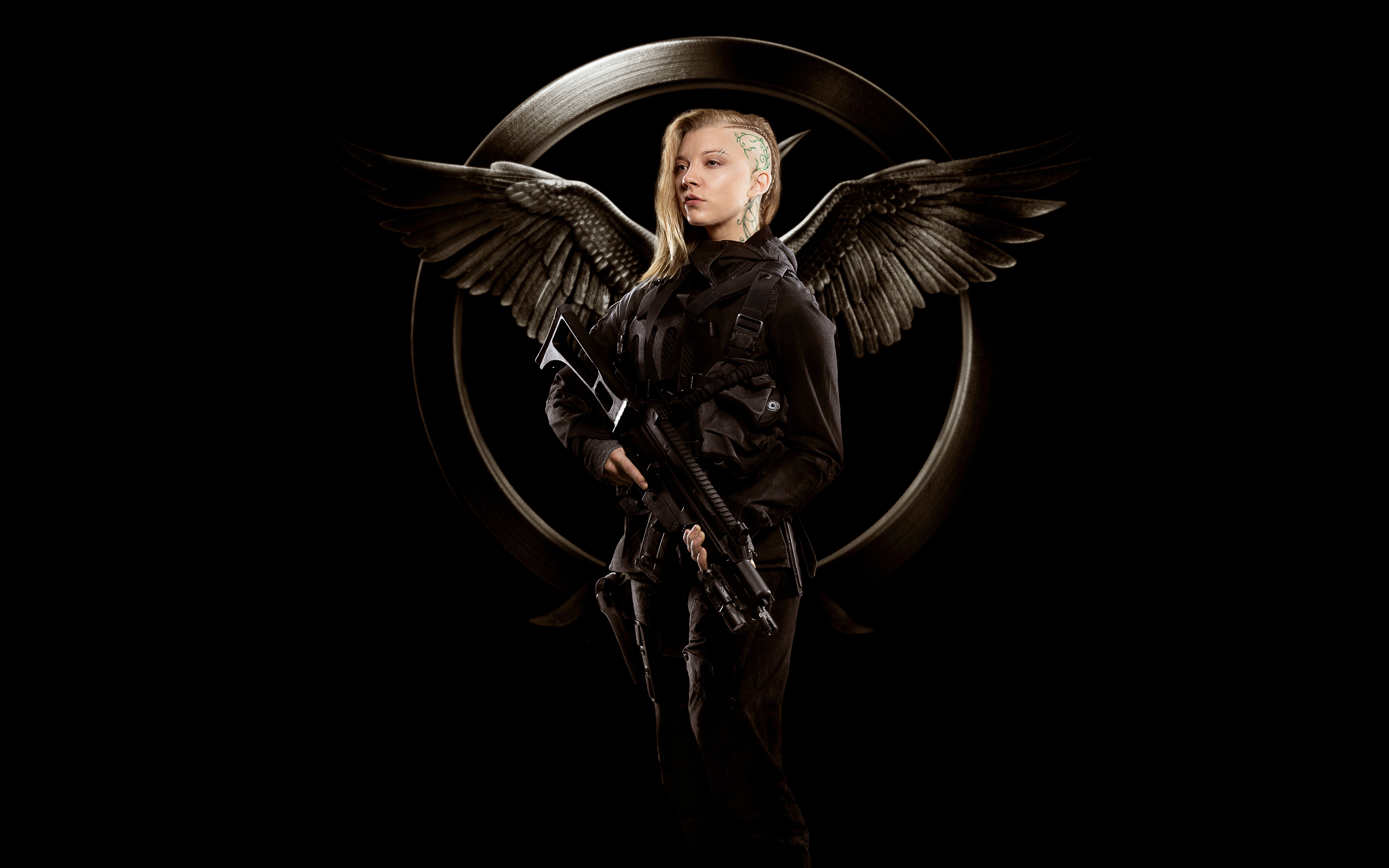 Natalie Dormer Hunger Games Actress Women Blonde Girls With Guns Movie Poster 7500x4688