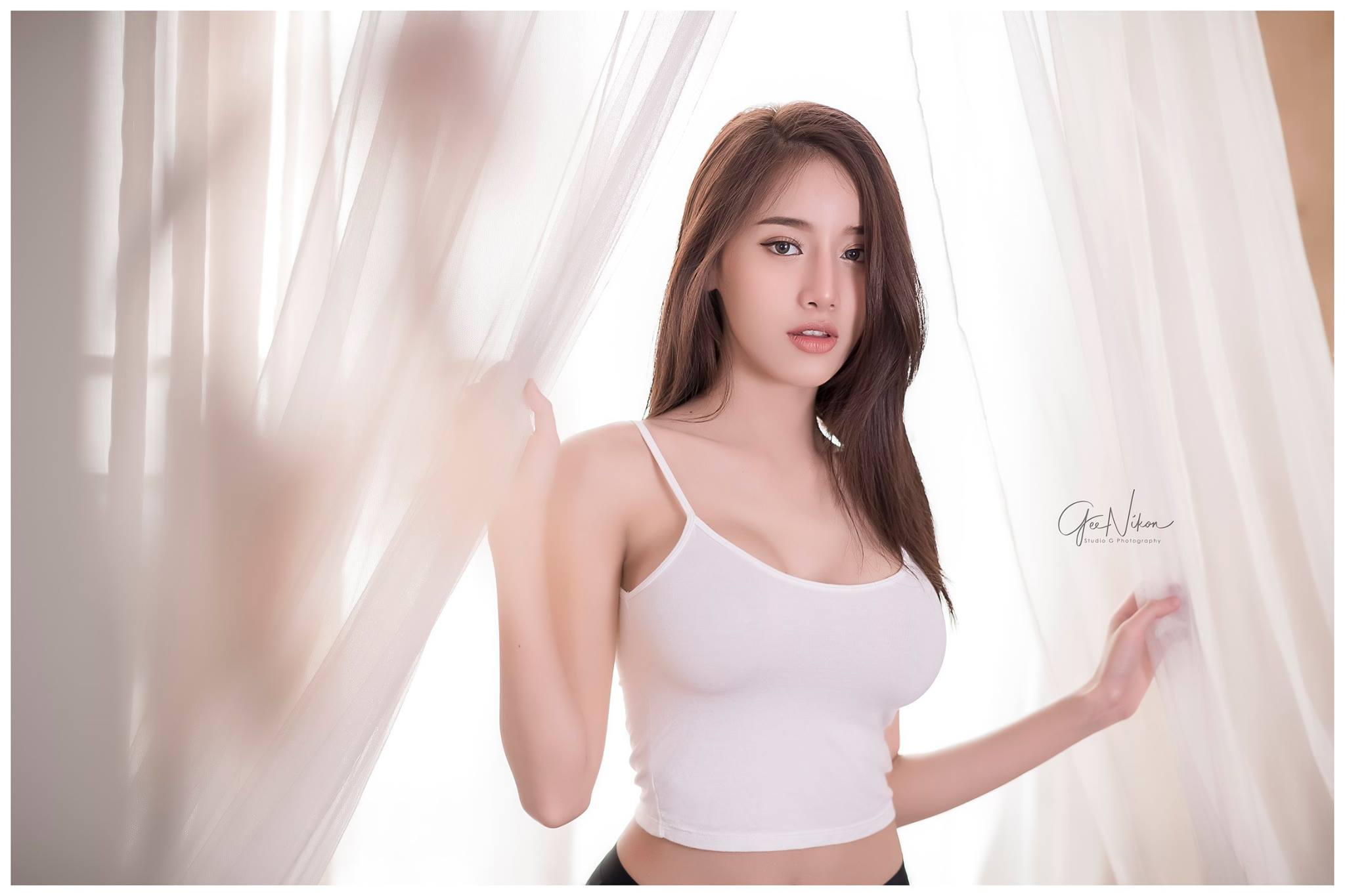 Pichana Yoosuk Model Asian Thai Cup E Brunette Women 2048x1365