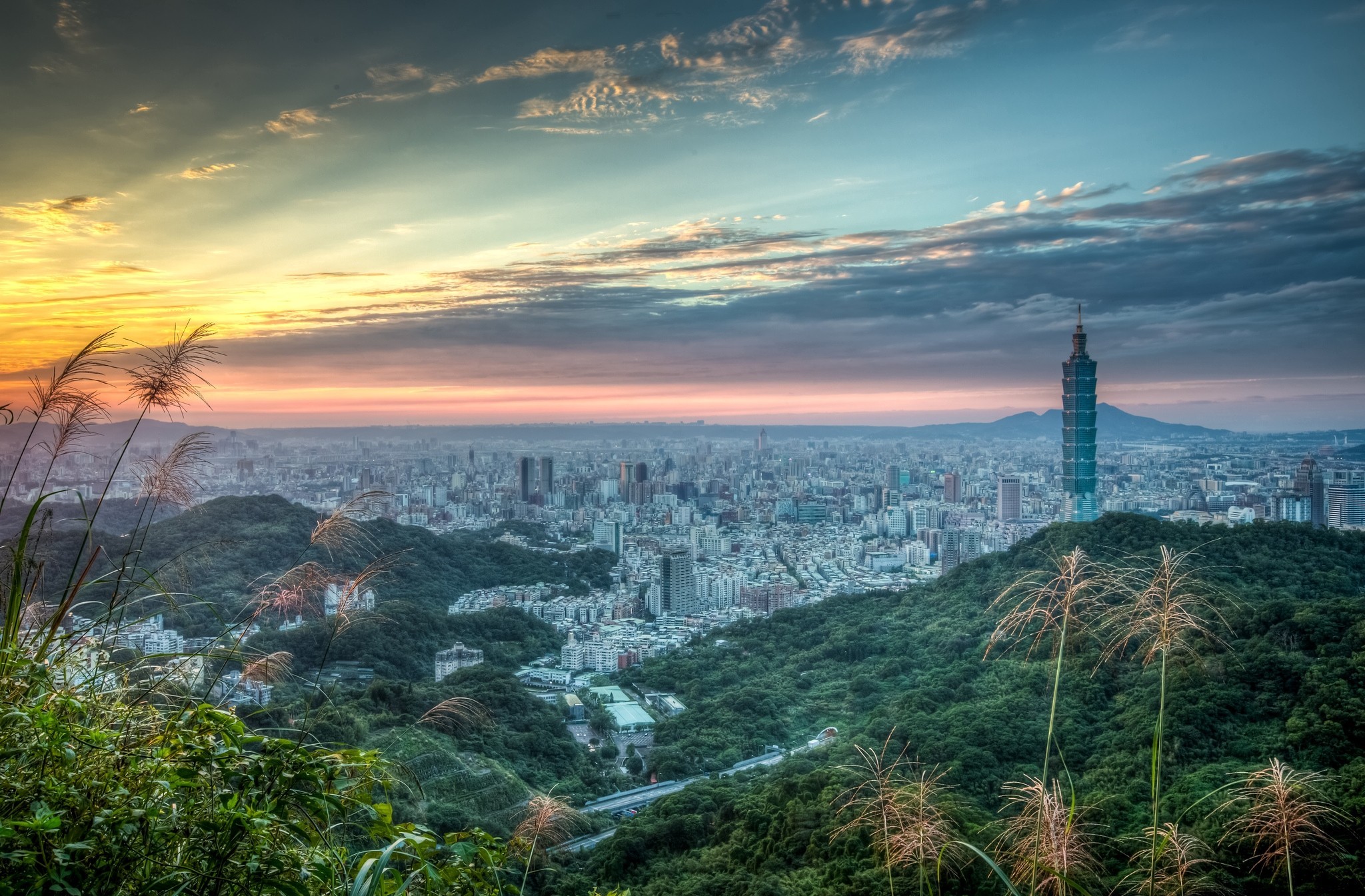 Taipei Taiwan China Sunset 2048x1345