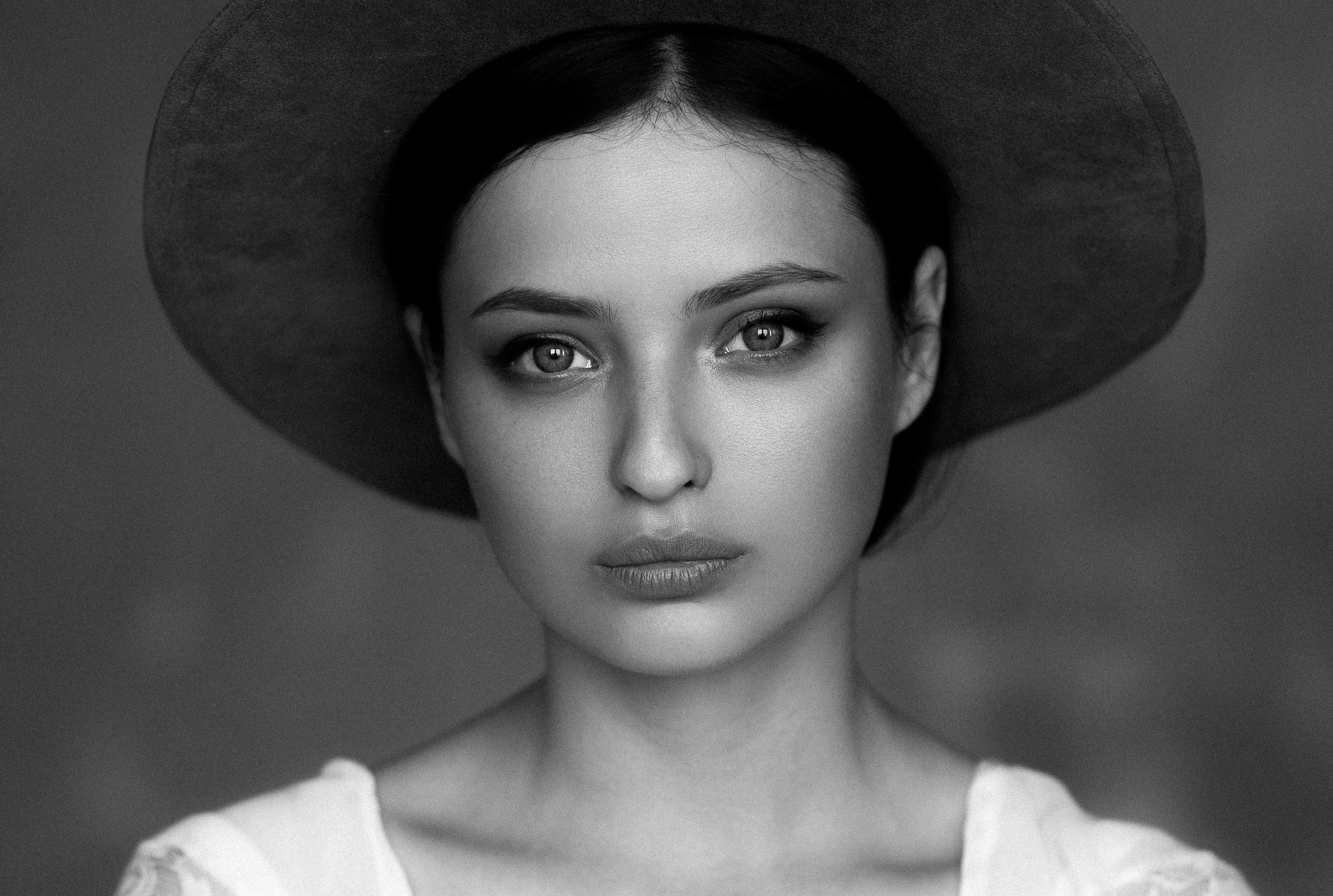 Veronika Avdeeva Women Face Portrait Hat Monochrome 2048x1377