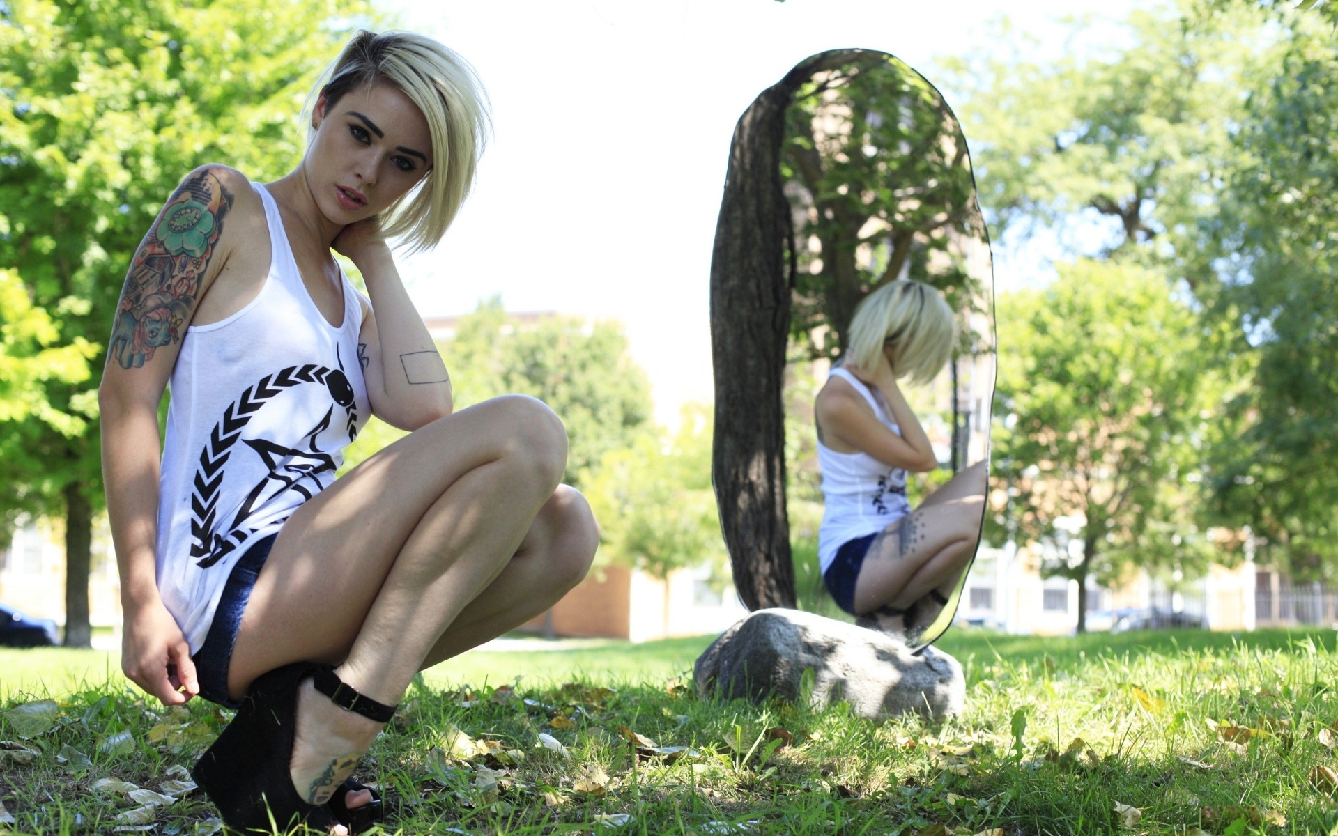 Alysha Nett Model Women Women Outdoors Tattoo Tank Top Blonde Dyed Hair Platform Shoes Looking At Vi 1920x1200