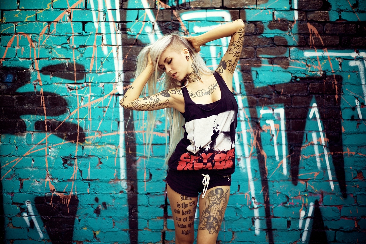Tattoo Blonde Sidecut Tunnel Graffiti Armpits Sara Fabel Model Long Hair Women Turquoise Arms Up Cya 1170x780