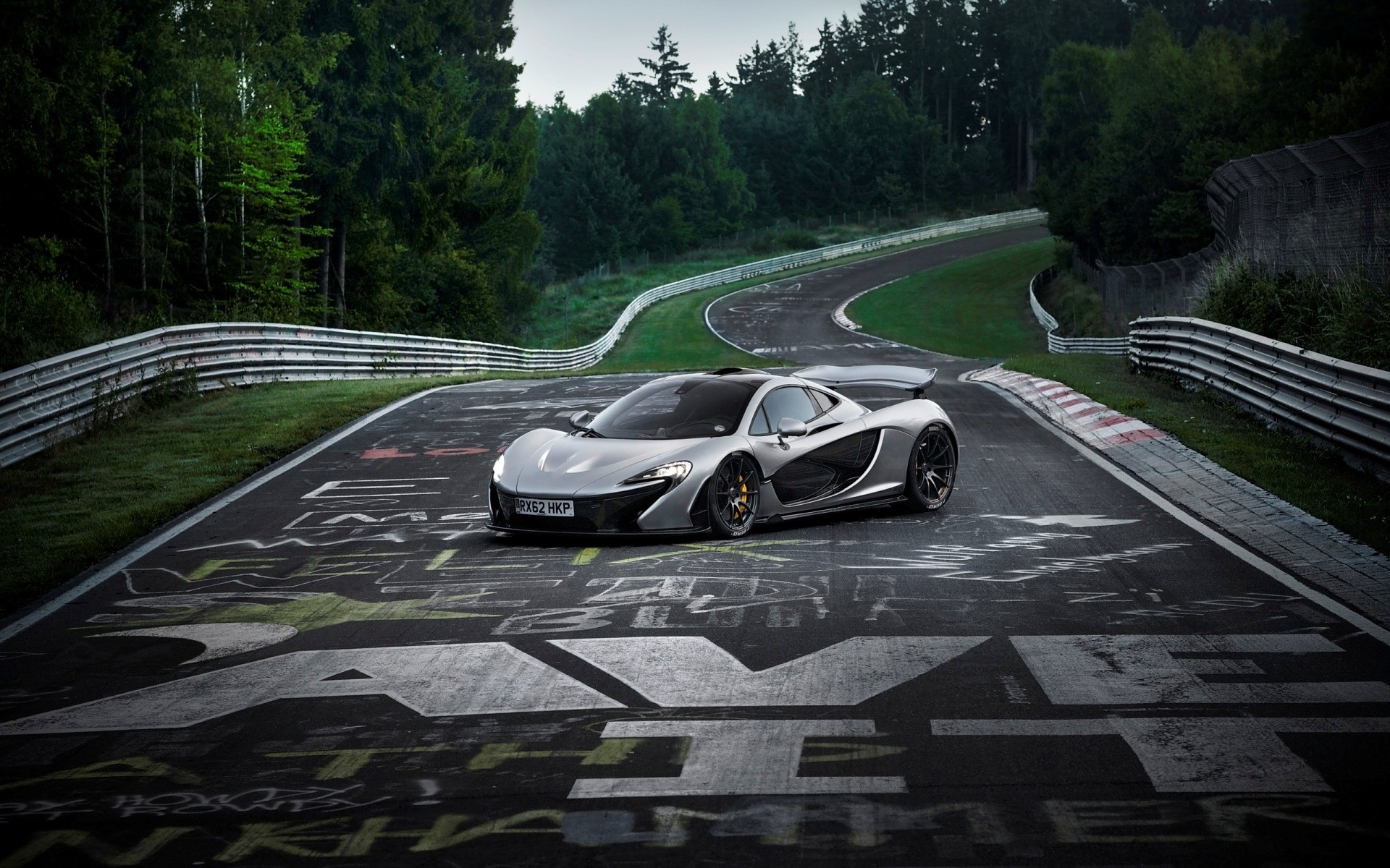 McLaren McLaren P1 Nurburgring 1920x1200