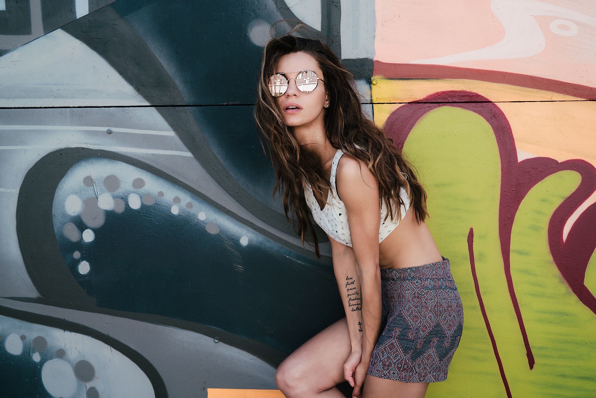 Women Brunette Daria Klepikova Sunglasses Open Mouth Looking At Viewer White Tops Tattoo 2048x1366